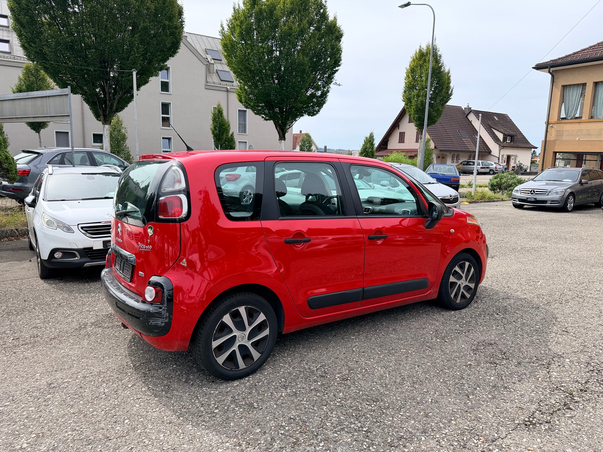 CITROEN C3 Picasso 1.6 HDi Exclusive EGS6-image-3