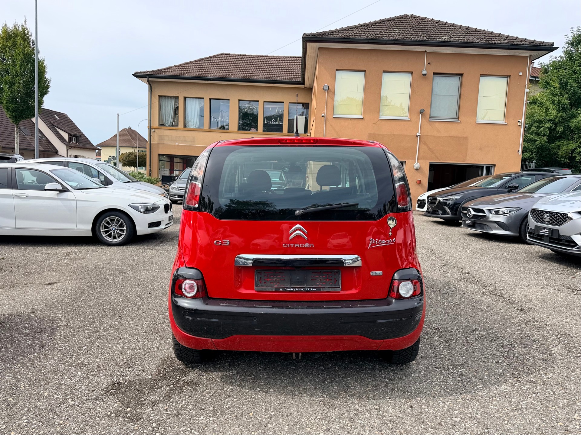 CITROEN C3 Picasso 1.6 HDi Exclusive EGS6-image-6