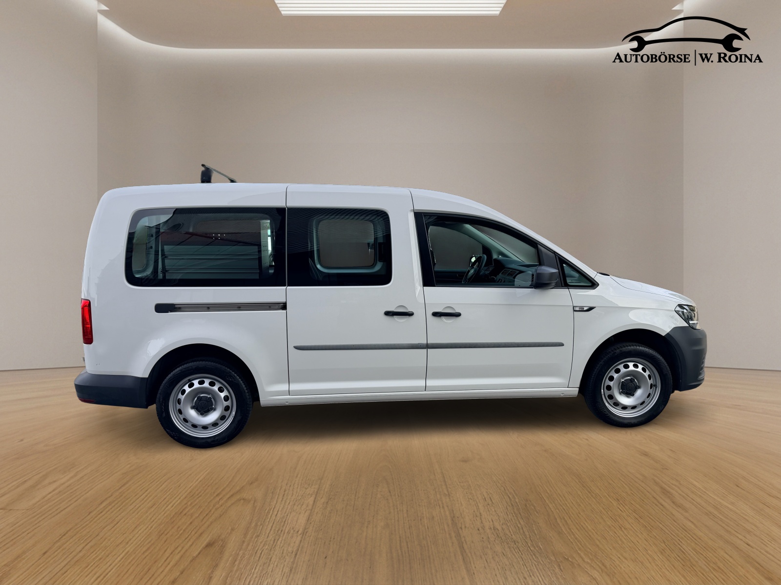 VW Caddy Maxi 1.4TSI BlueMotion Technology-image-1