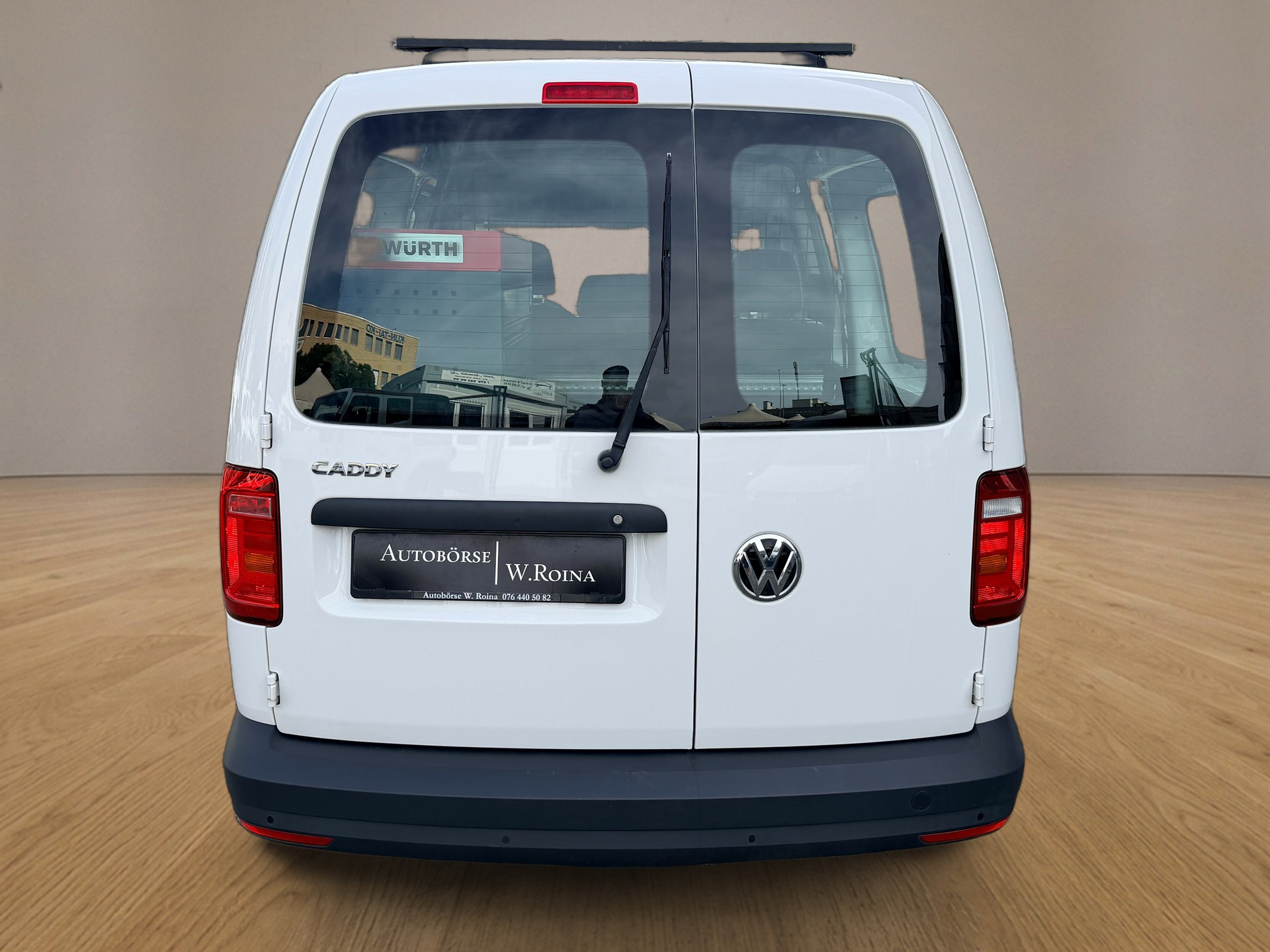 VW Caddy Maxi 1.4TSI BlueMotion Technology-image-3
