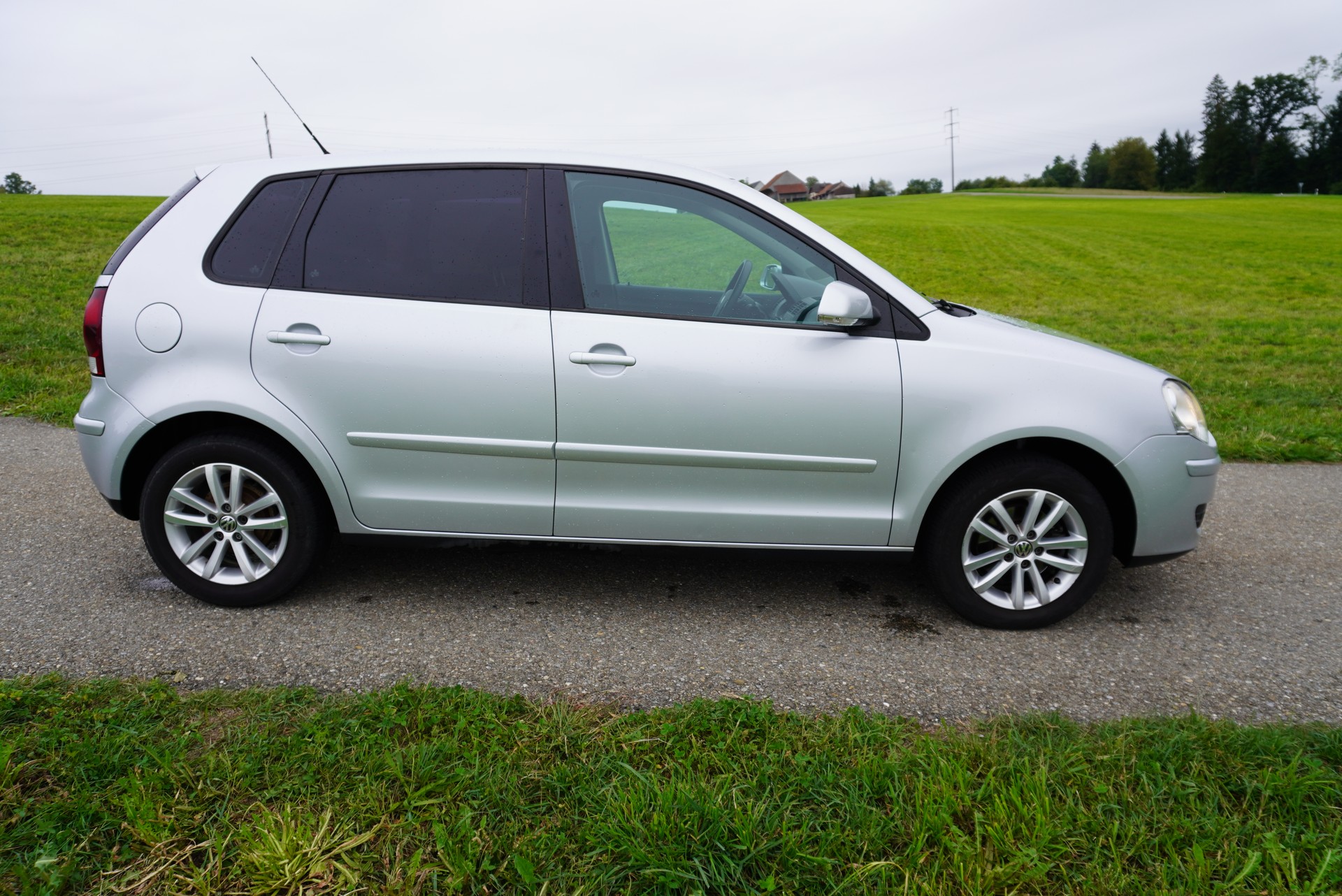 VW Polo 1.4 16V Comfortline Automatic-image-3