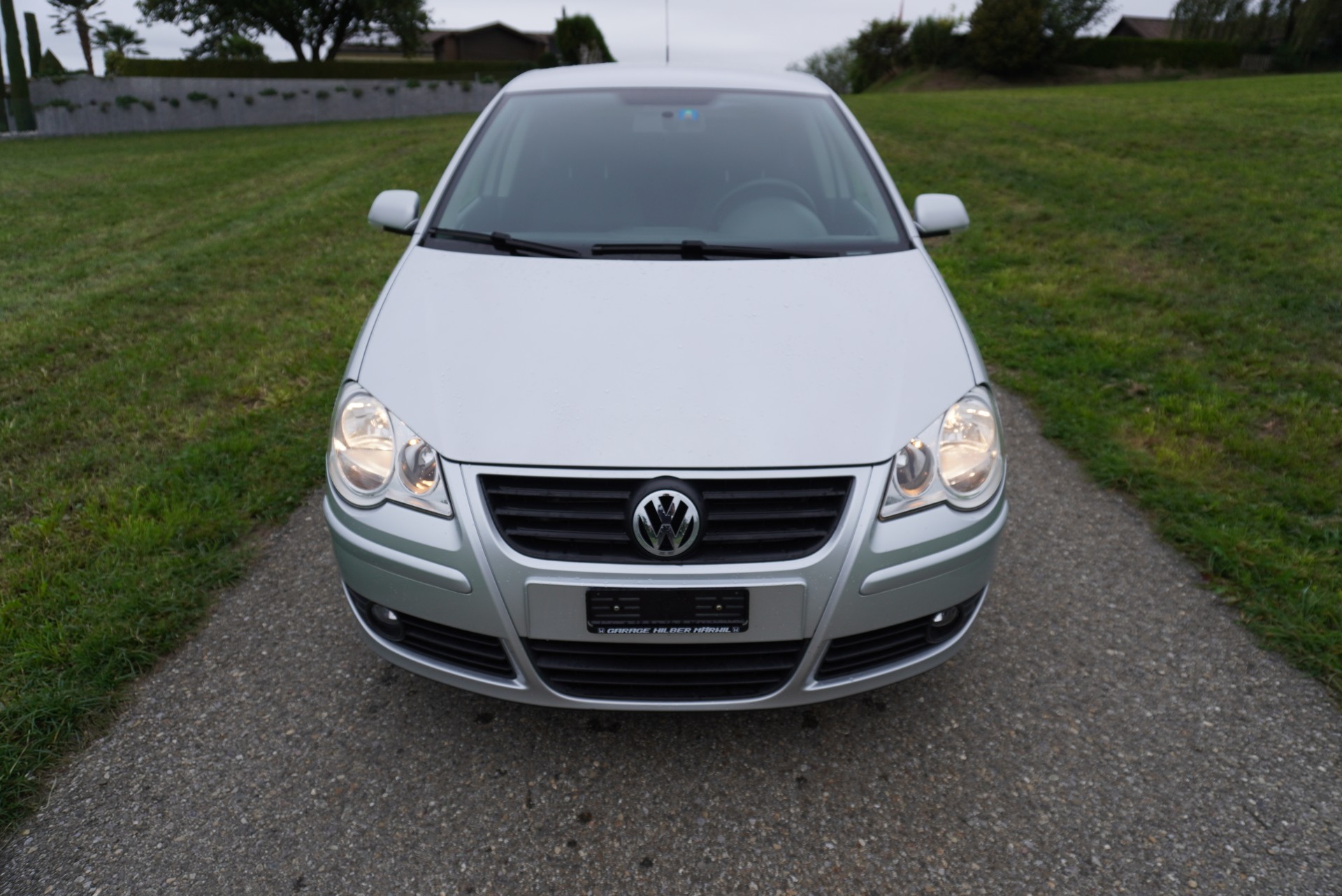 VW Polo 1.4 16V Comfortline Automatic-image-1
