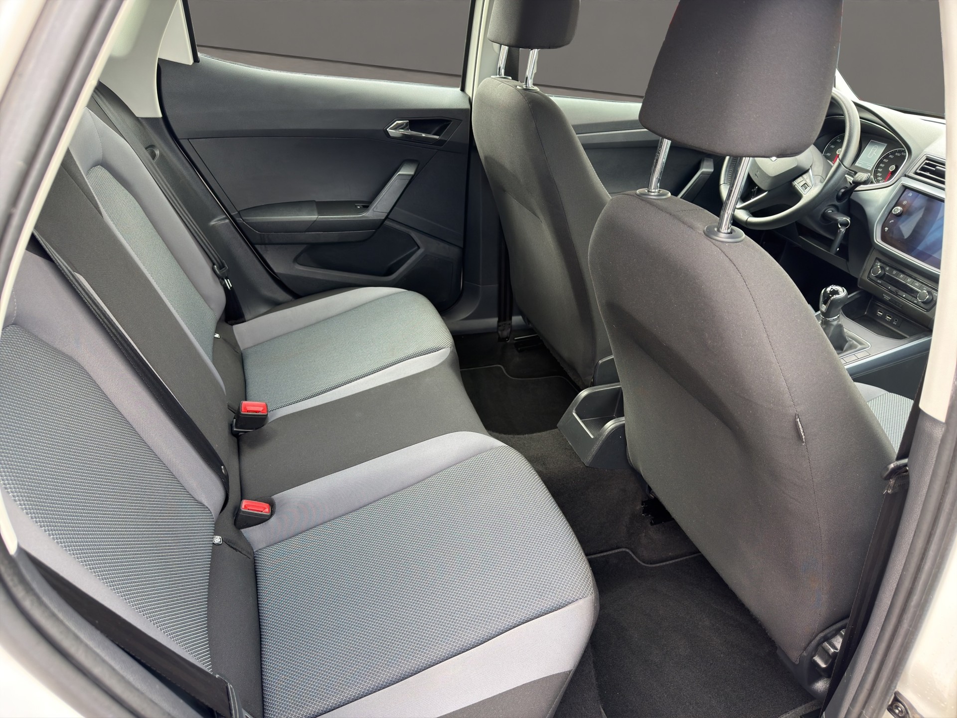 SEAT Arona 1.0 TSI Eco Style-image-12