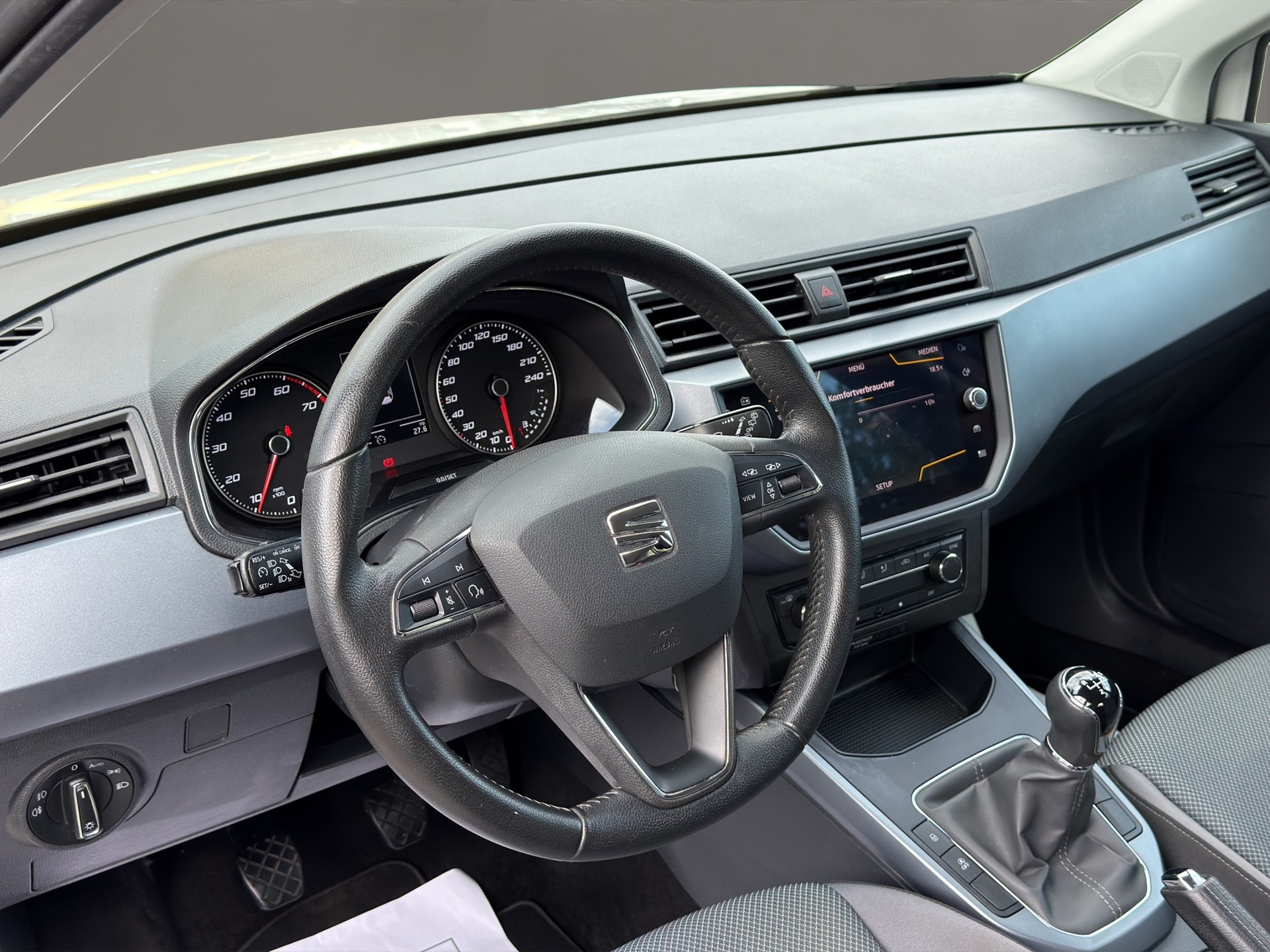 SEAT Arona 1.0 TSI Eco Style-image-9
