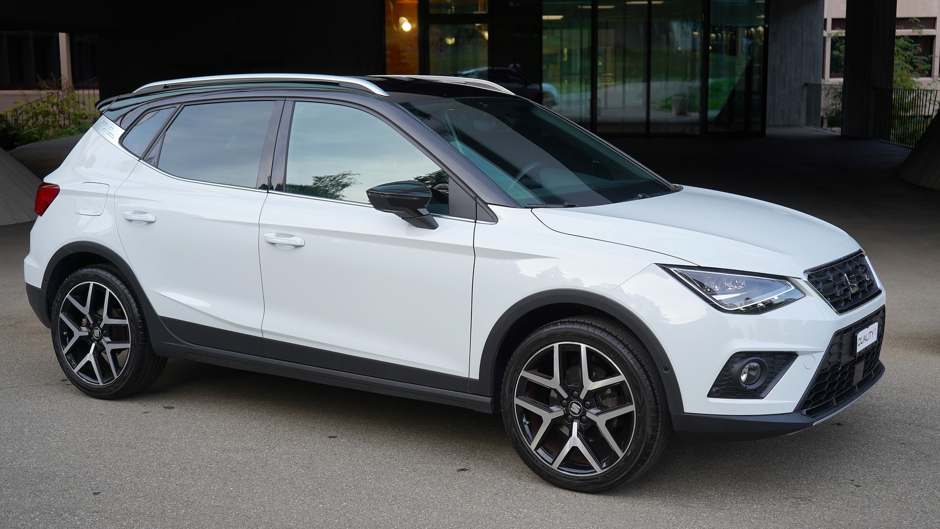 SEAT Arona 1.5 Eco TSI FR DSG-image-0