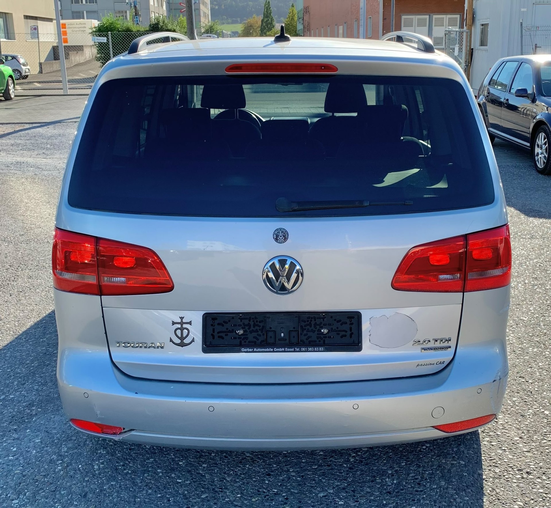 VW Touran 2.0 TDI BMT Comfortline DSG Automat (Klimatronik * Sensoren * Sitzheizung * Sensoren + Navigation * BO5)-image-1