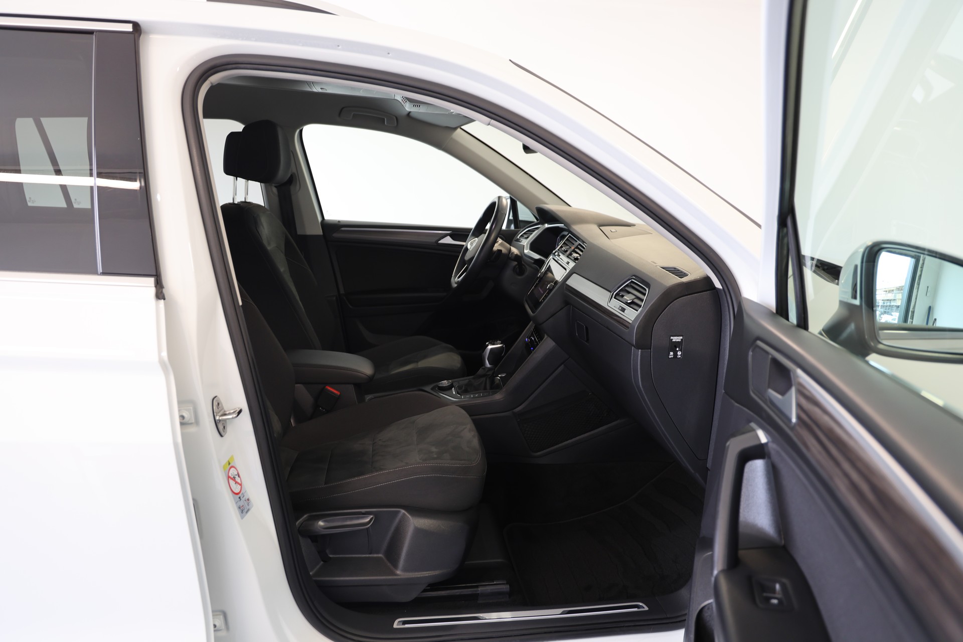 VW Tiguan Allspace 2.0 TDI SCR Elegance DSG-image-11