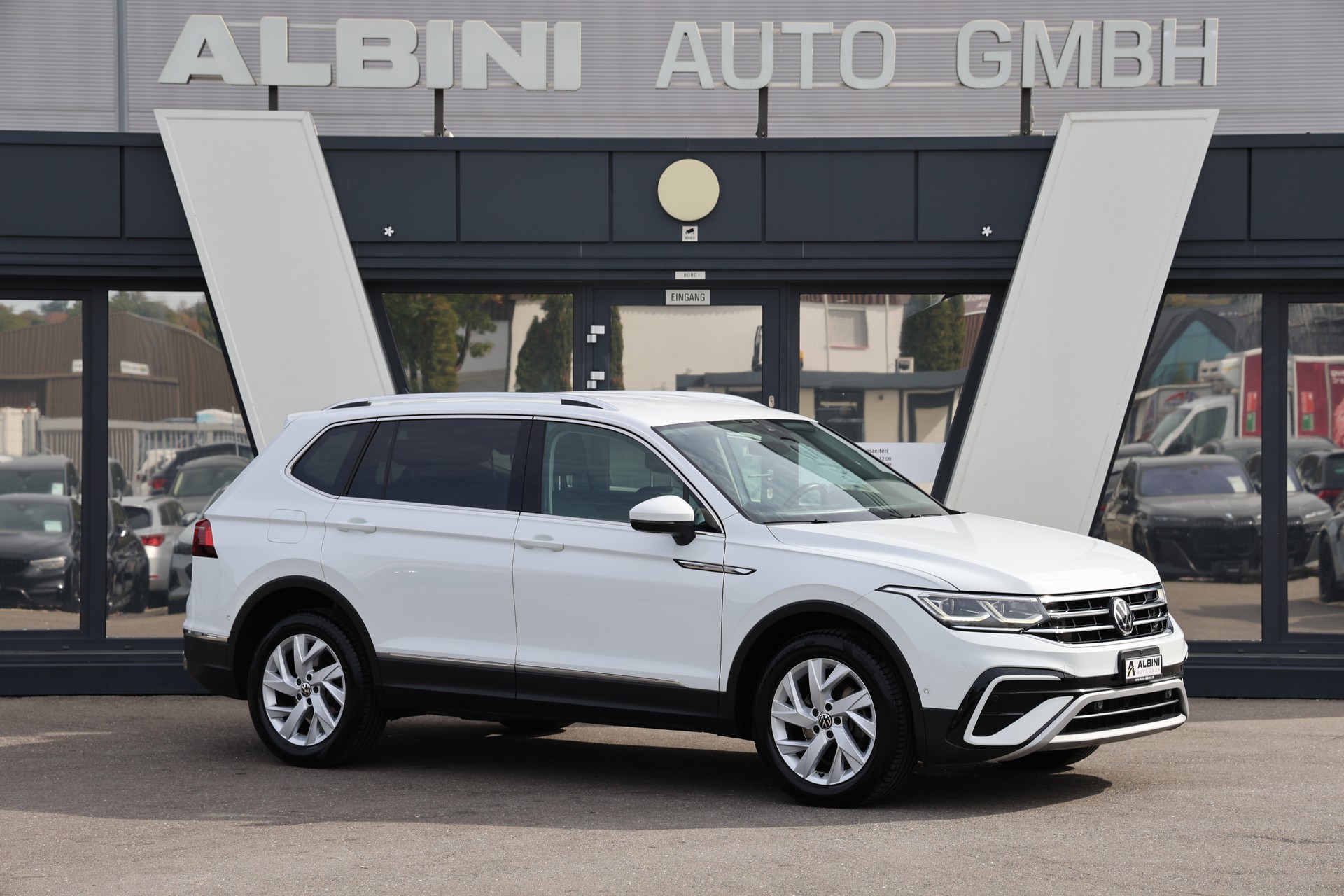 VW Tiguan Allspace 2.0 TDI SCR Elegance DSG-image-1