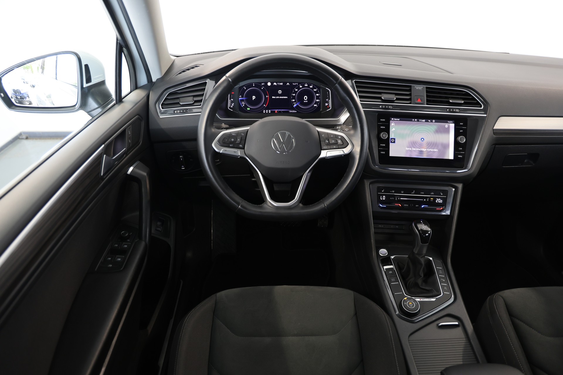 VW Tiguan Allspace 2.0 TDI SCR Elegance DSG-image-9