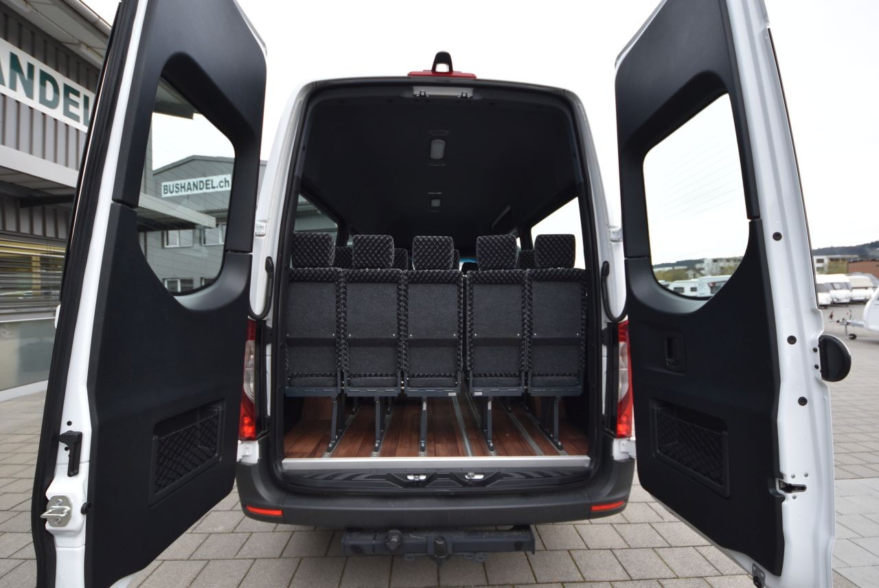 MERCEDES-BENZ Schulbus mit 22 Sitzplätze-image-5