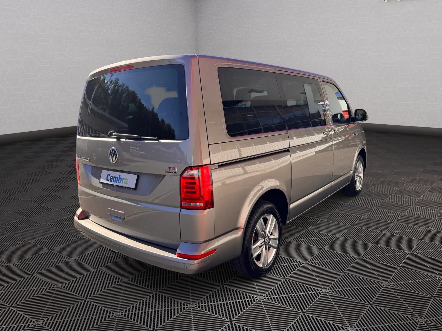 VW T6 Caravelle 2.0 Bi-TDI Comfortline 4Motion DSG-image-10