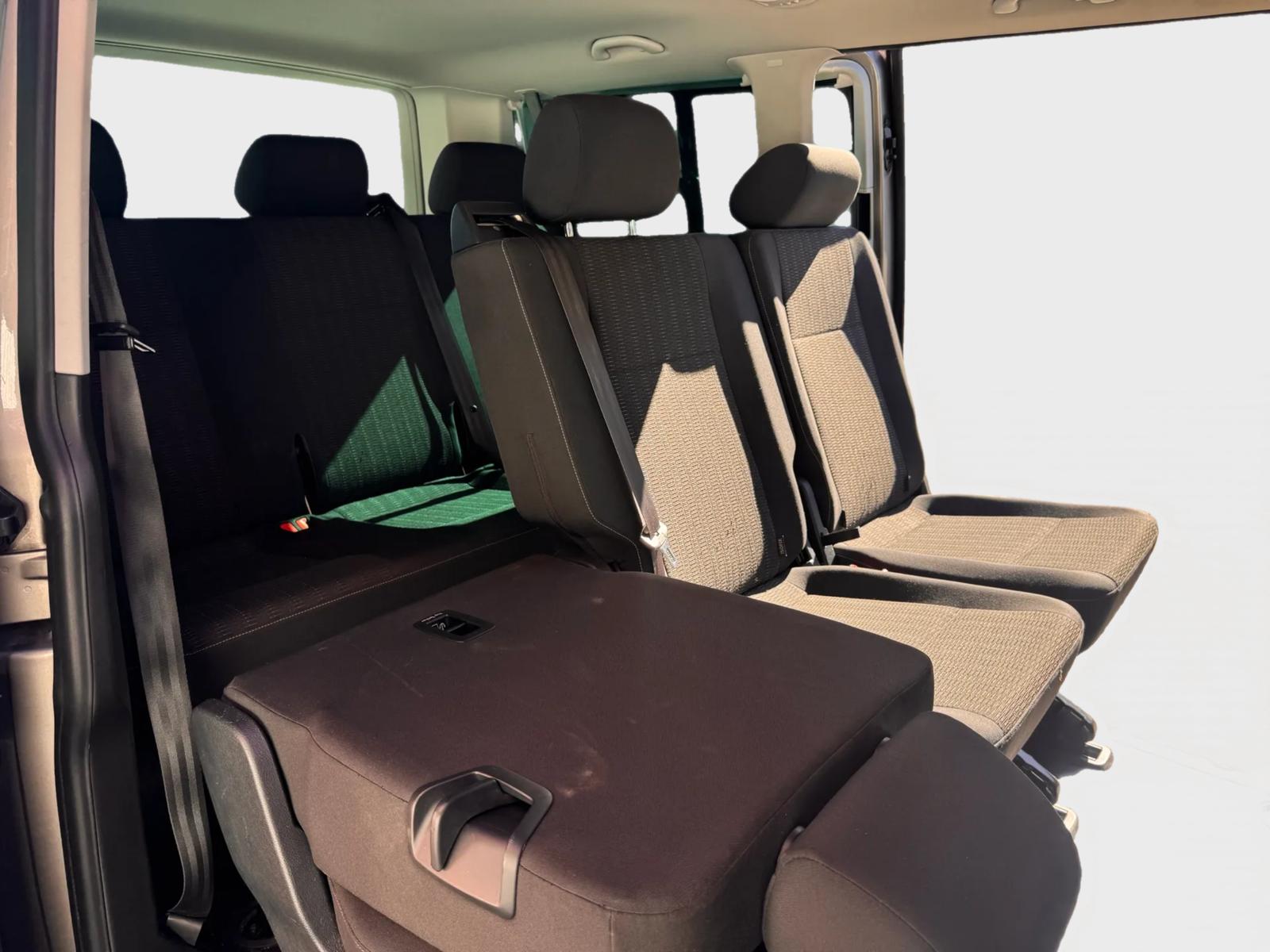 VW T6 Caravelle 2.0 Bi-TDI Comfortline 4Motion DSG-image-9