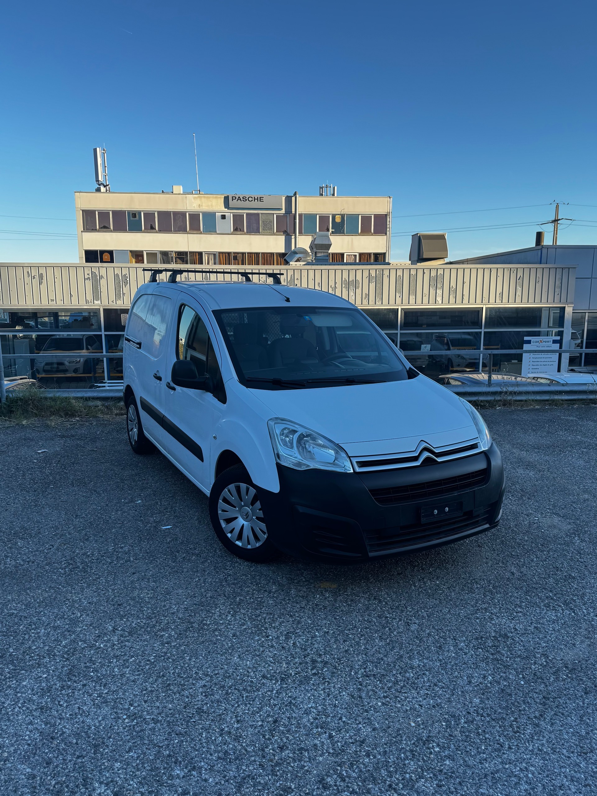 CITROEN Berlingo 1.6 HDi 90 Komfort-image-2