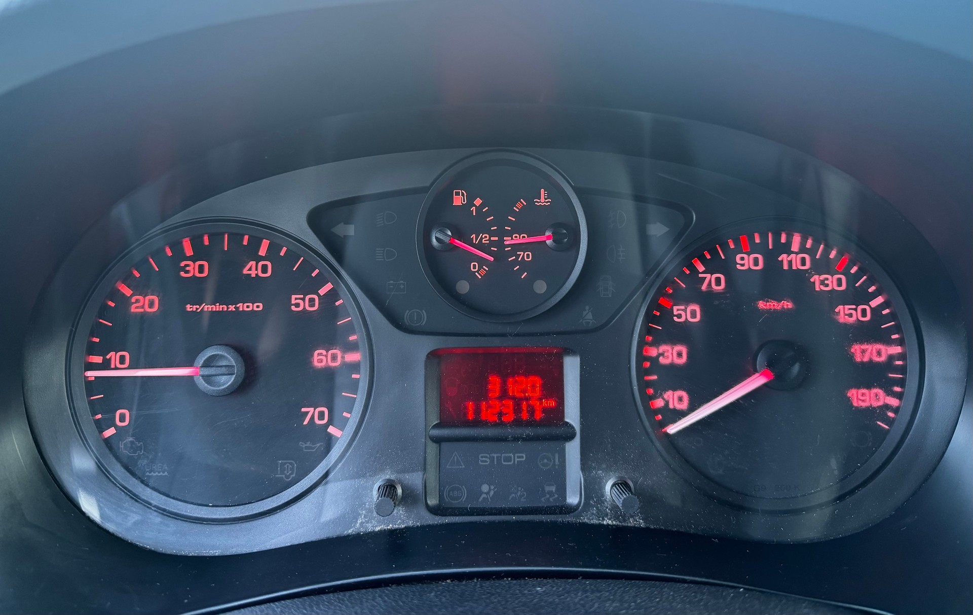 CITROEN Berlingo 1.6 HDi 90 Komfort-image-12