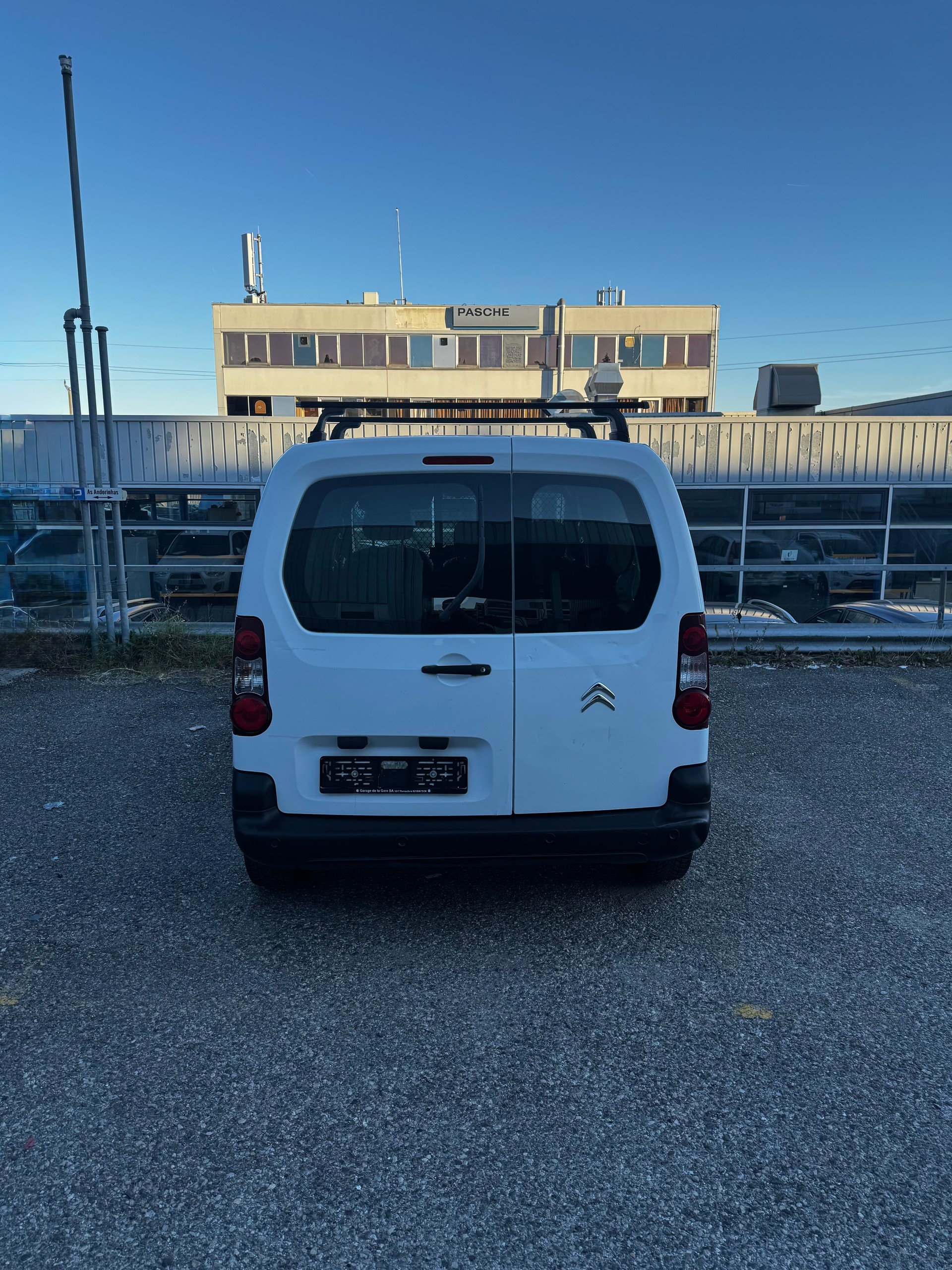 CITROEN Berlingo 1.6 HDi 90 Komfort-image-4