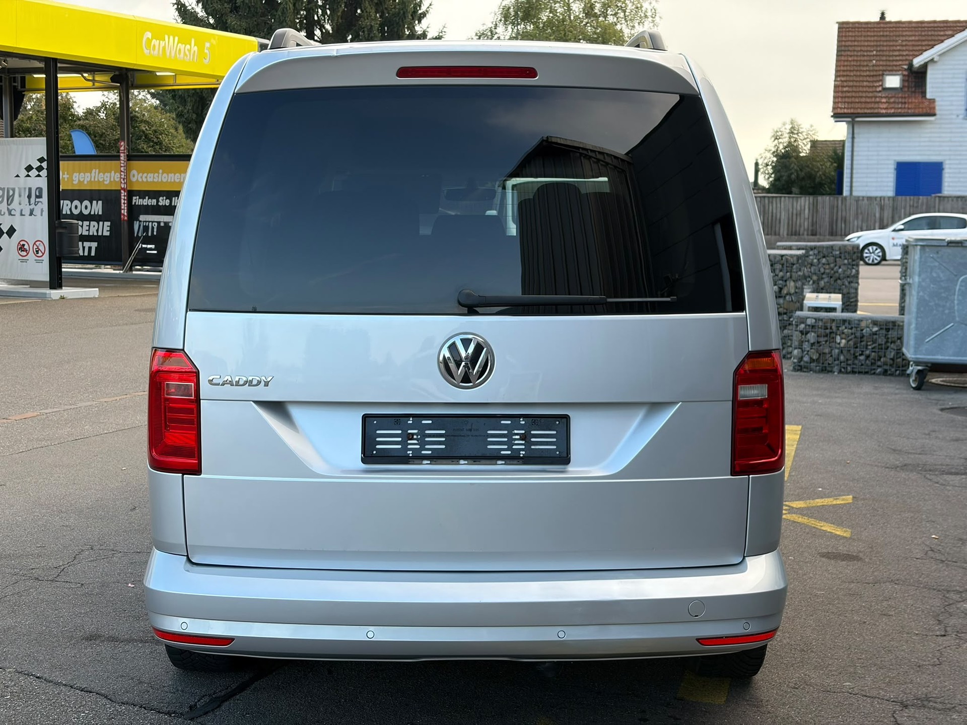 VW Caddy Maxi 2.0 TDI Trendline DSG-image-6