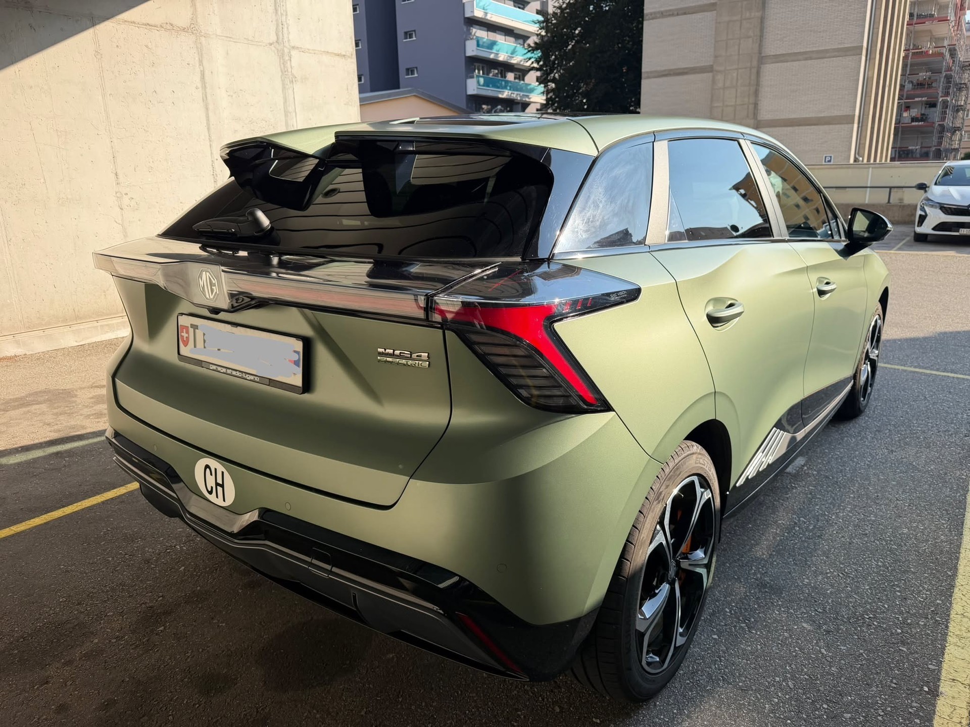 MG 4 EV 64kWh Xpower AWD-image-5