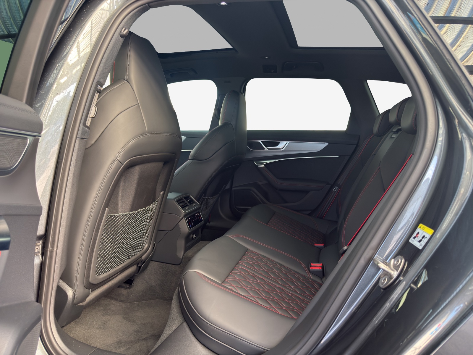 AUDI S6 Avant 3.0 TDI quattro tiptronic-image-11