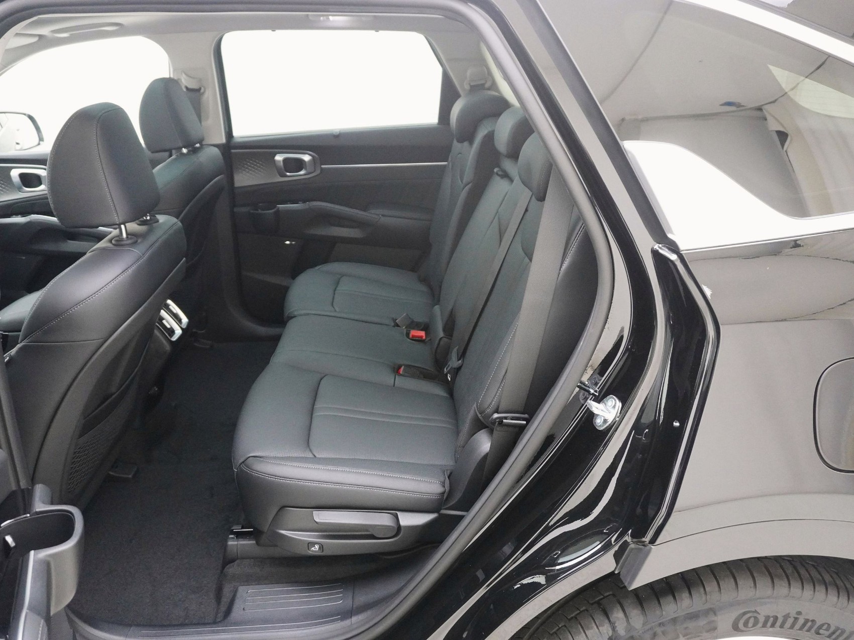 KIA Sorento 1.6 T-GDi Plug-in Hybrid Style Plus 7Plätzer-image-13