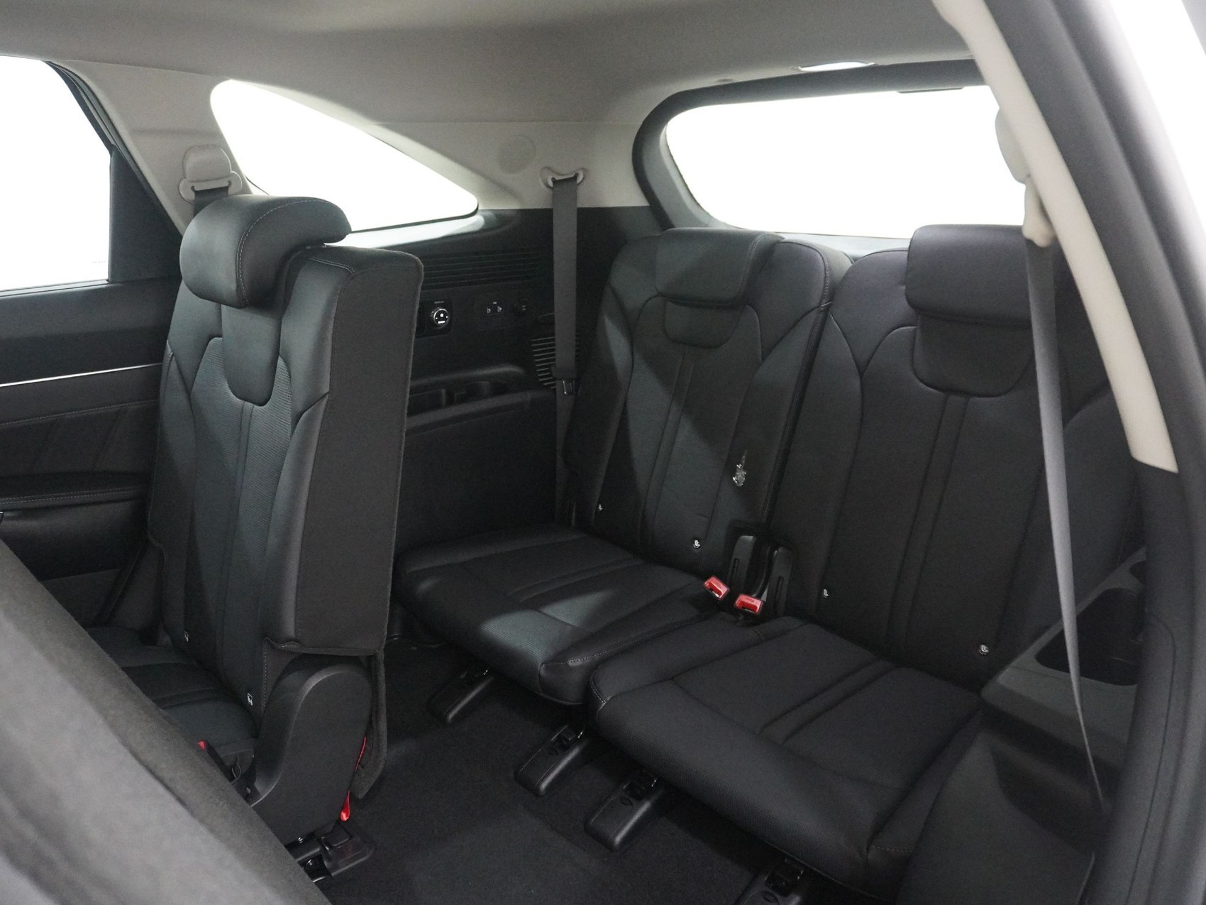 KIA Sorento 1.6 T-GDi Plug-in Hybrid Style Plus 7Plätzer-image-14