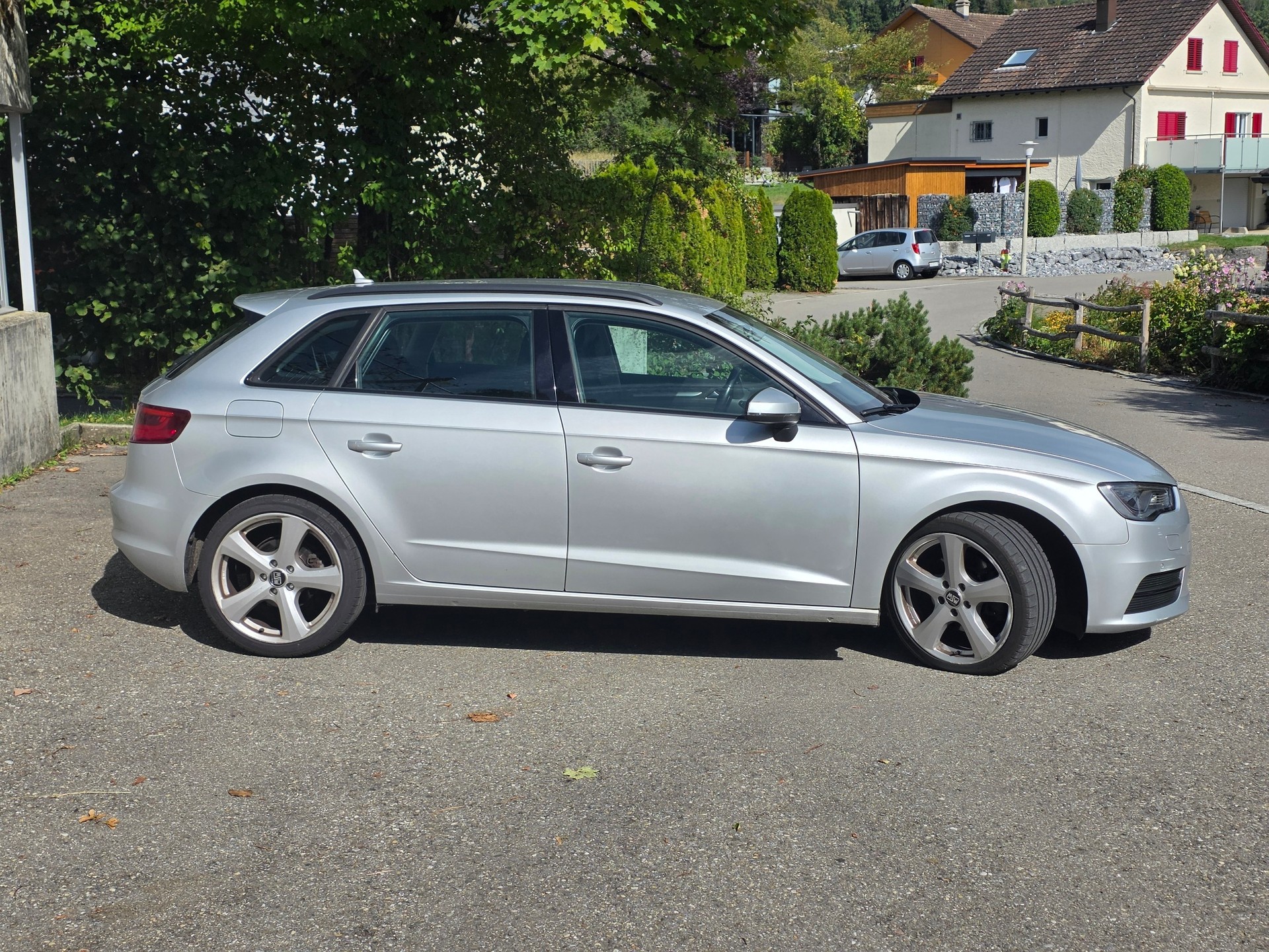 AUDI 1.8 T FSI Ambition qu. S-Tr.-image-2