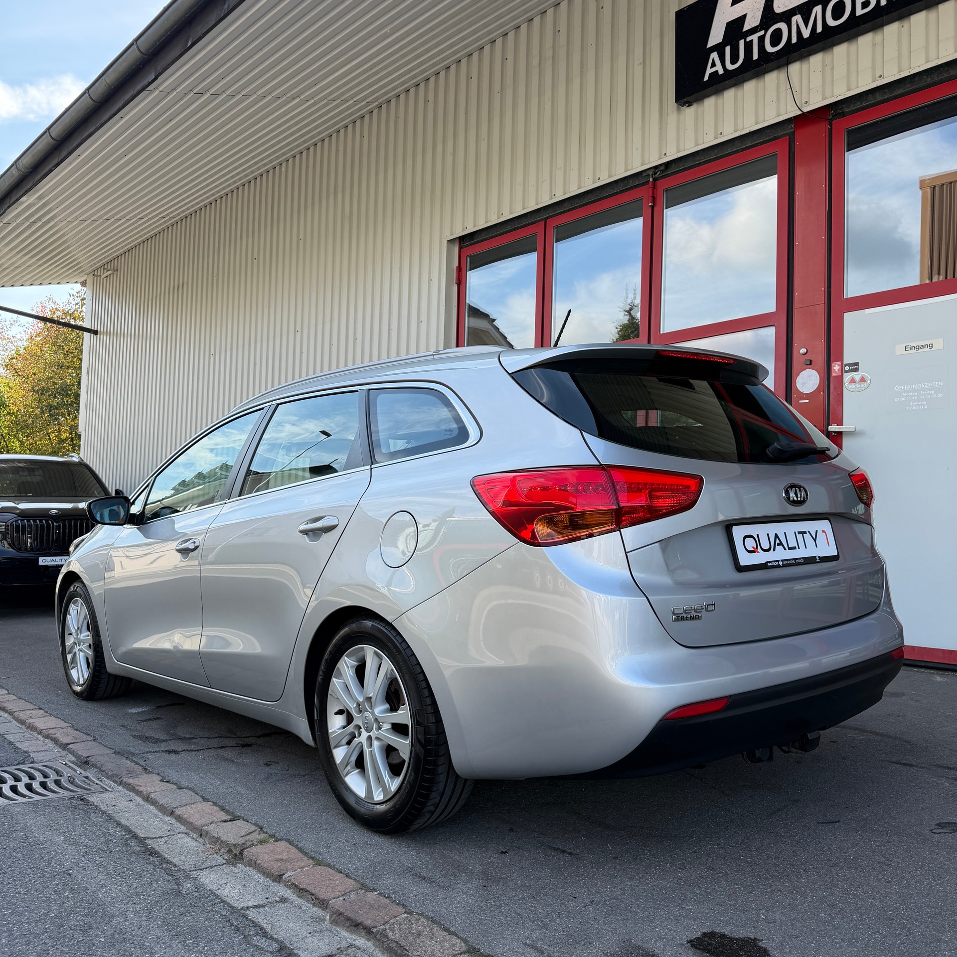 KIA Cee'd Sportswagon 1.6 GDi Trend DCT-image-3