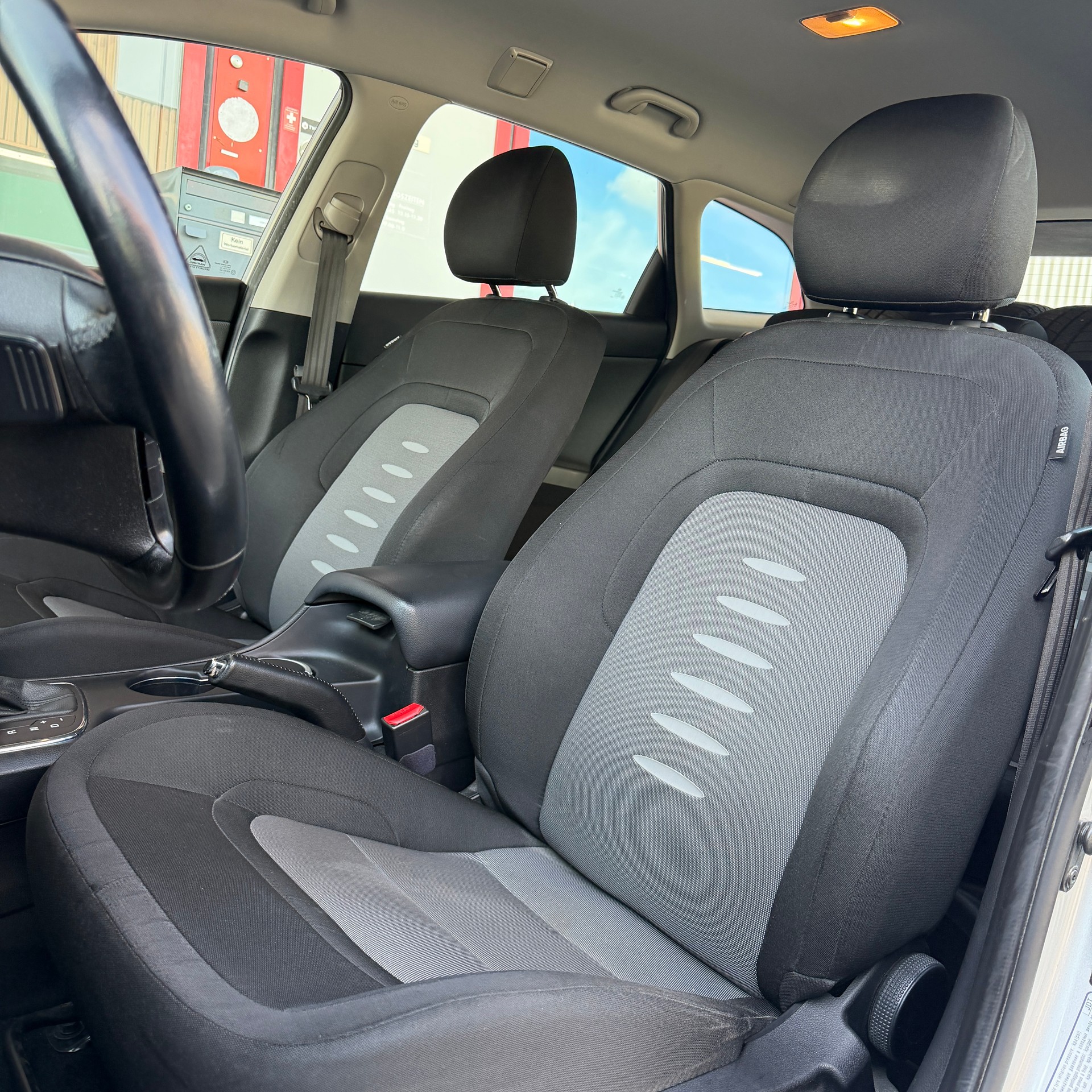KIA Cee'd Sportswagon 1.6 GDi Trend DCT-image-8