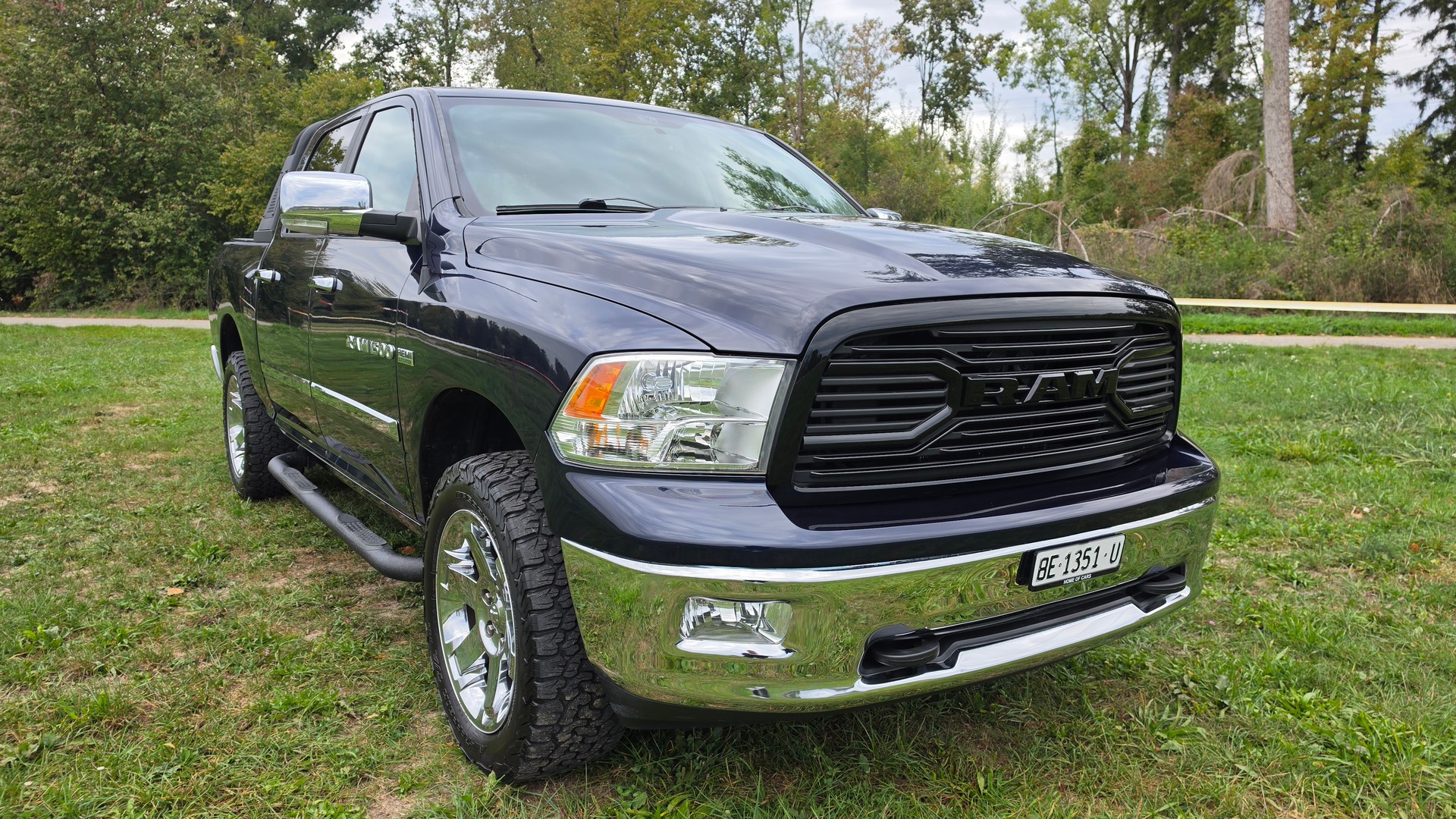 DODGE RAM 1500 5.7 V8 HEMI Crew Cab Laramie 4X4-image-17