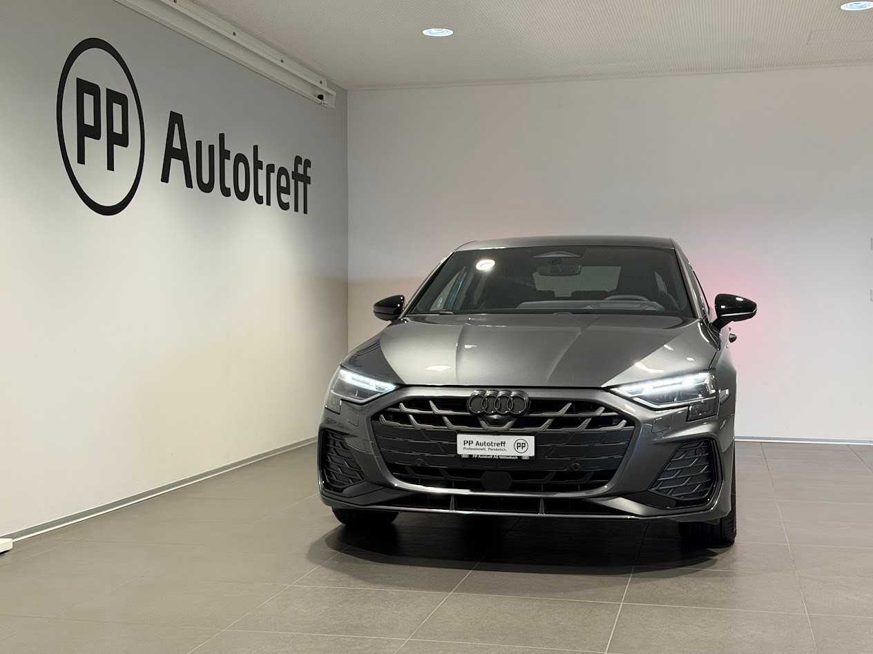 AUDI A3 Sportback TFSI 110 kW S line Attraction S tronic-image-0