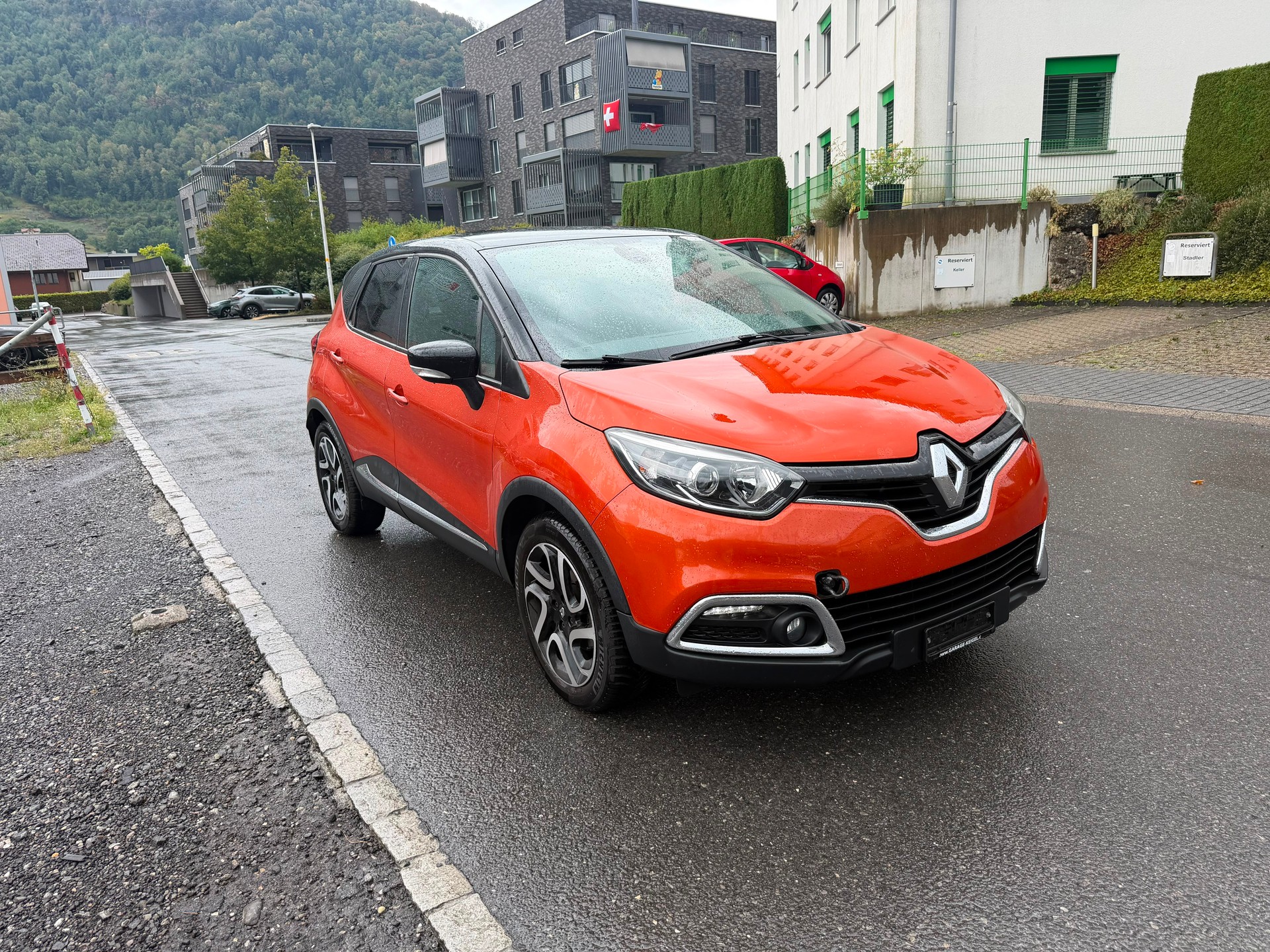 RENAULT Captur 1.2 T 16V Dynamique EDC-image-0