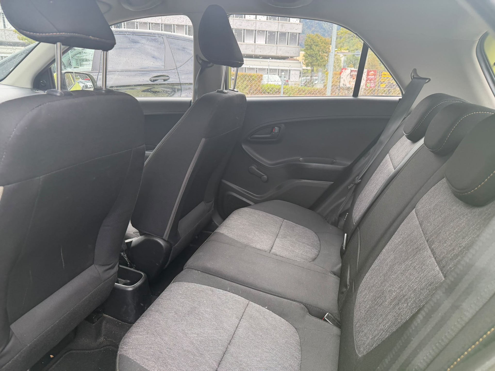 KIA Picanto 1.0 CVVT Classic-image-14