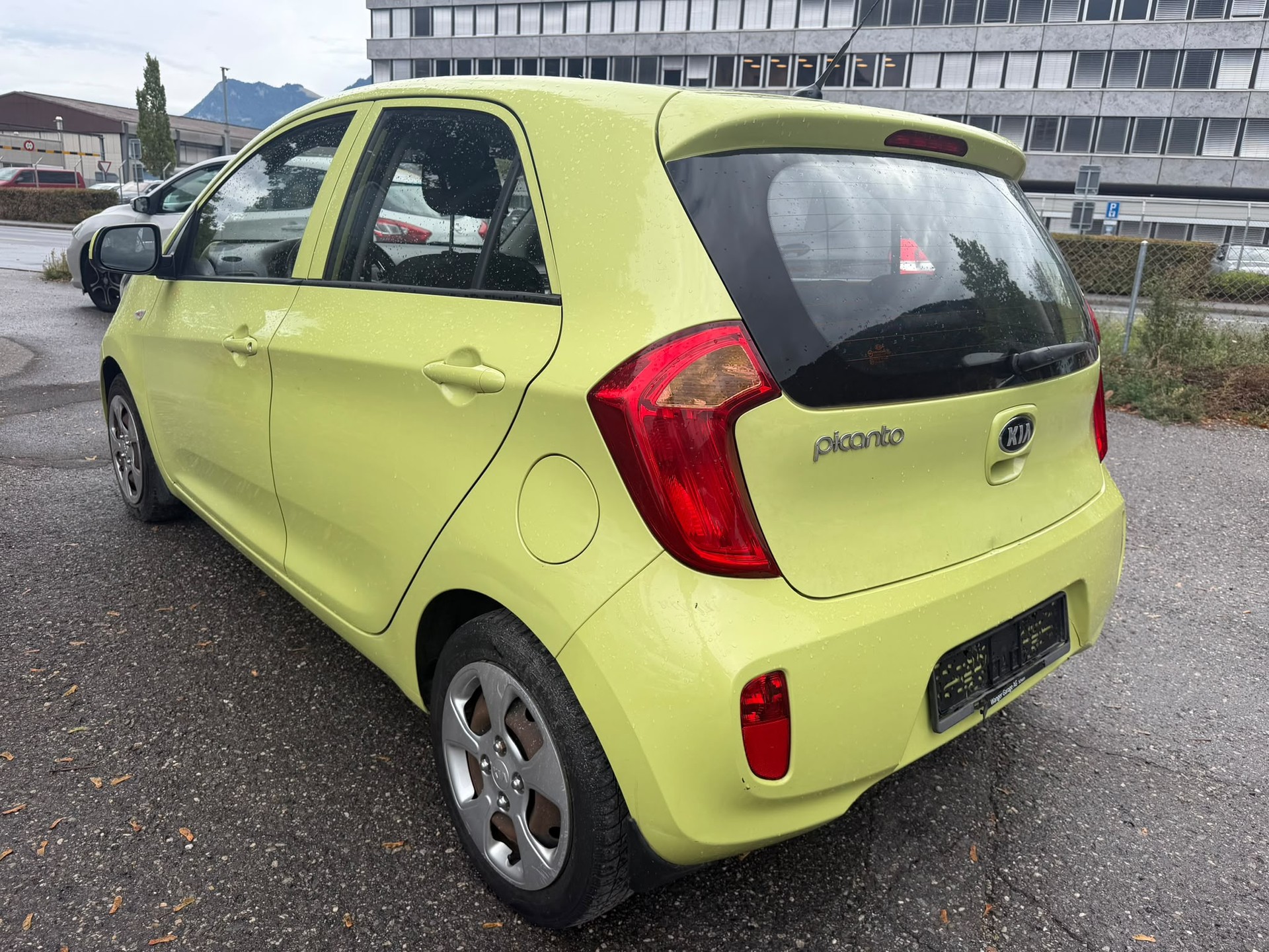 KIA Picanto 1.0 CVVT Classic-image-2