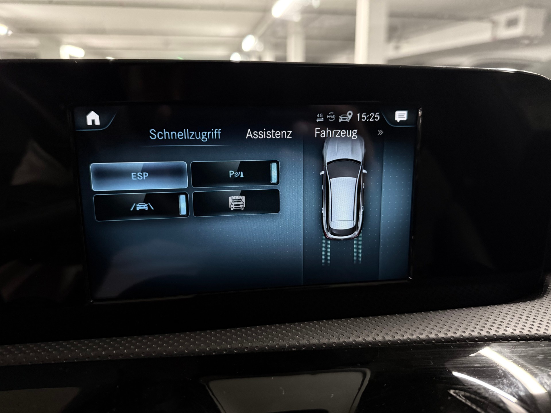 MERCEDES-BENZ CLA Shooting Brake 200 d Progressive 8G-DCT RF- Kamera-image-12