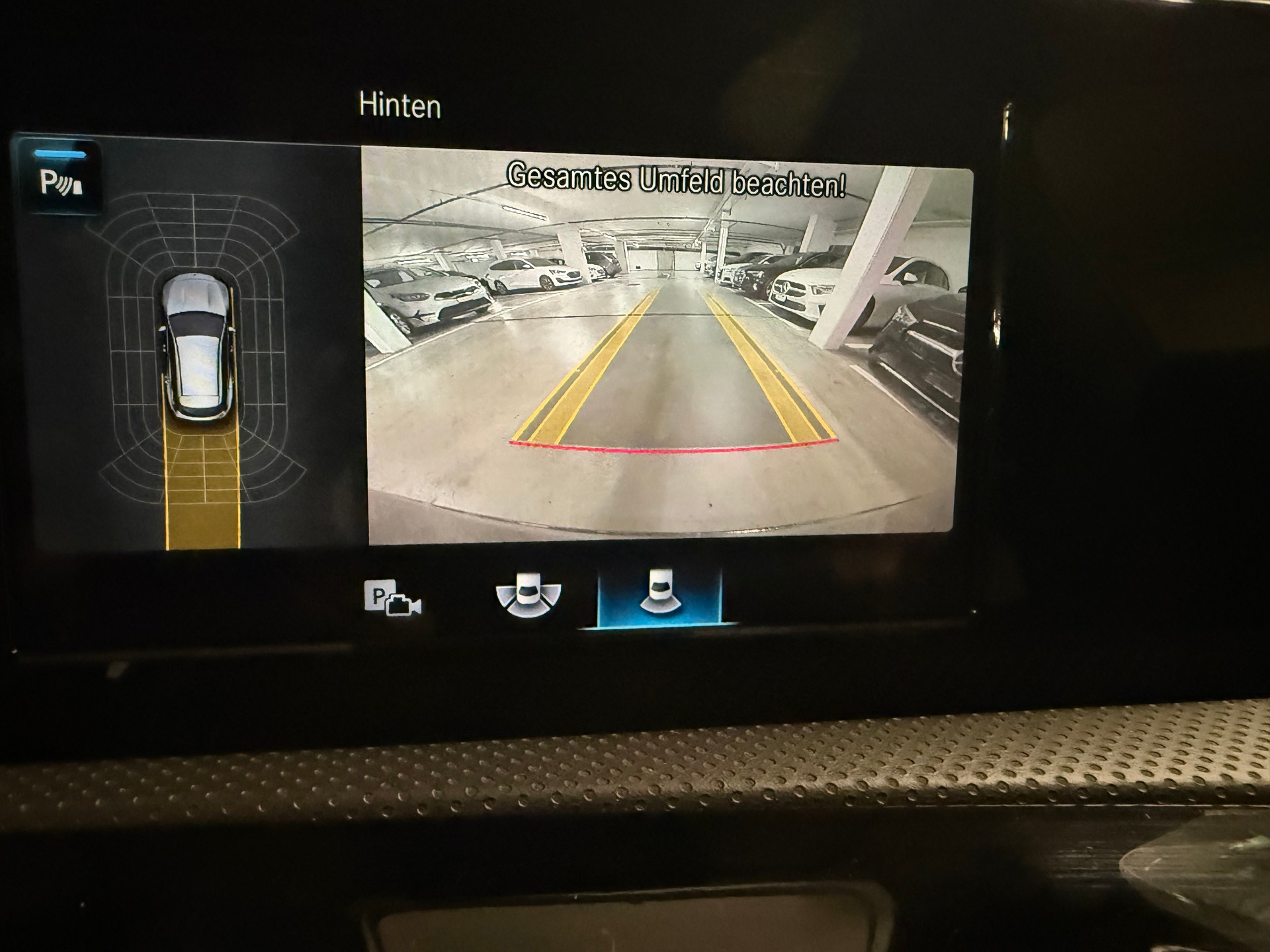 MERCEDES-BENZ CLA Shooting Brake 200 d Progressive 8G-DCT RF- Kamera-image-10
