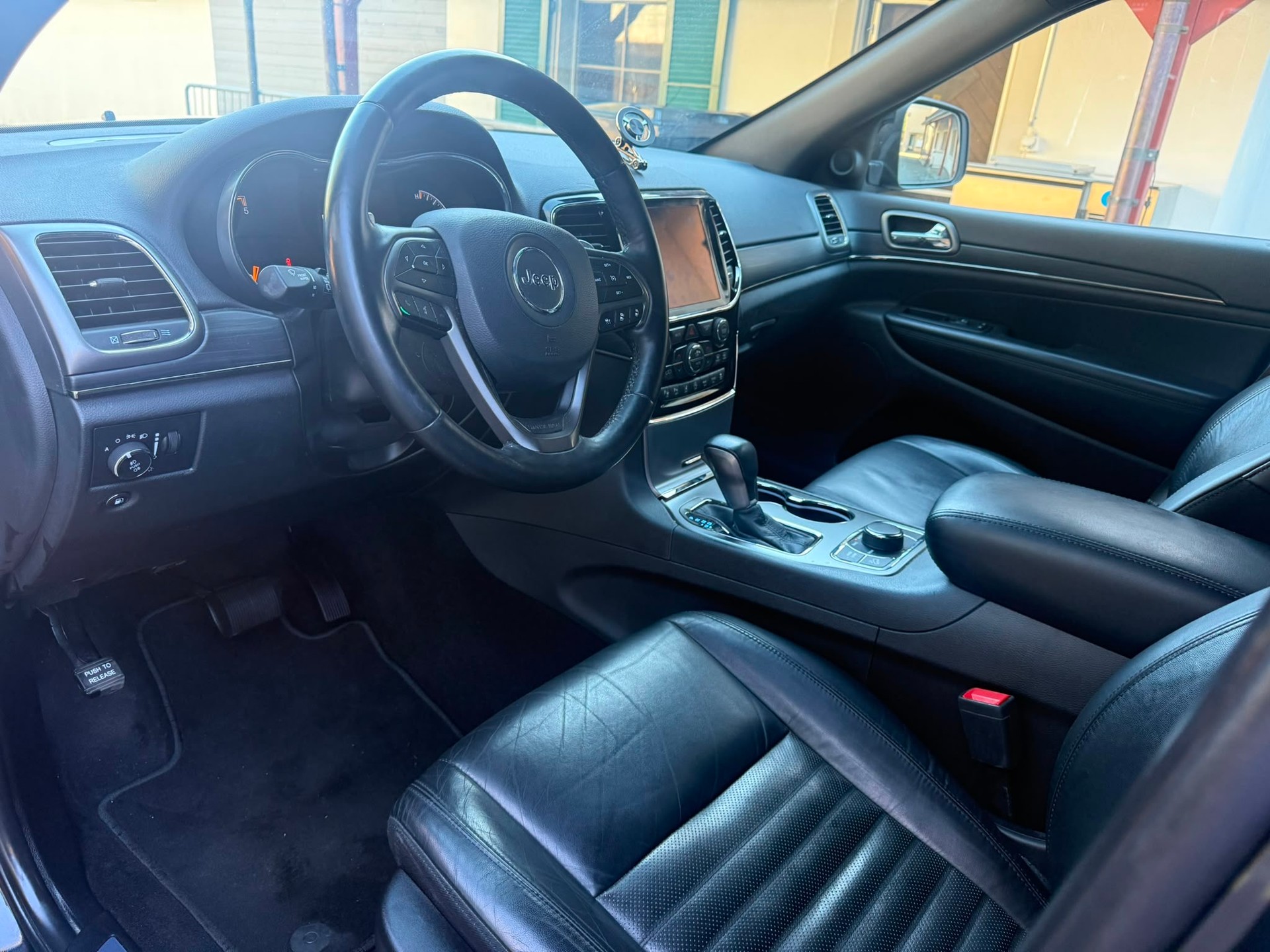 JEEP Grand Cherokee 3.0 CRD Limited Automatic-image-8