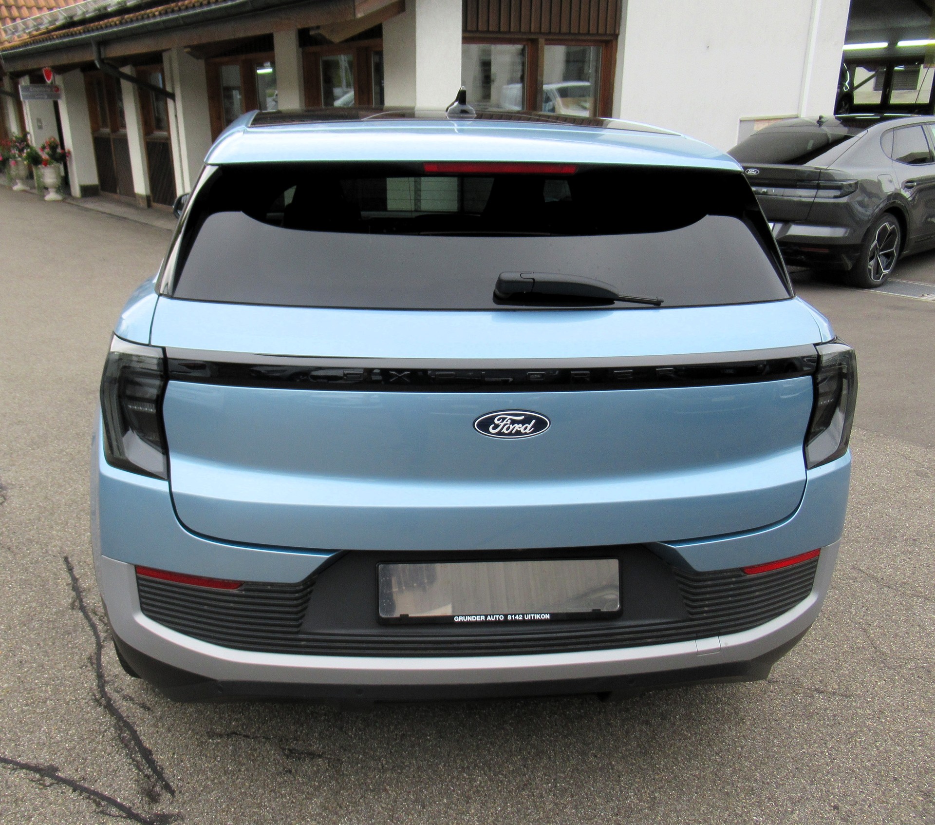FORD Explorer Elektro 79kWh Extended Range Premium-image-3