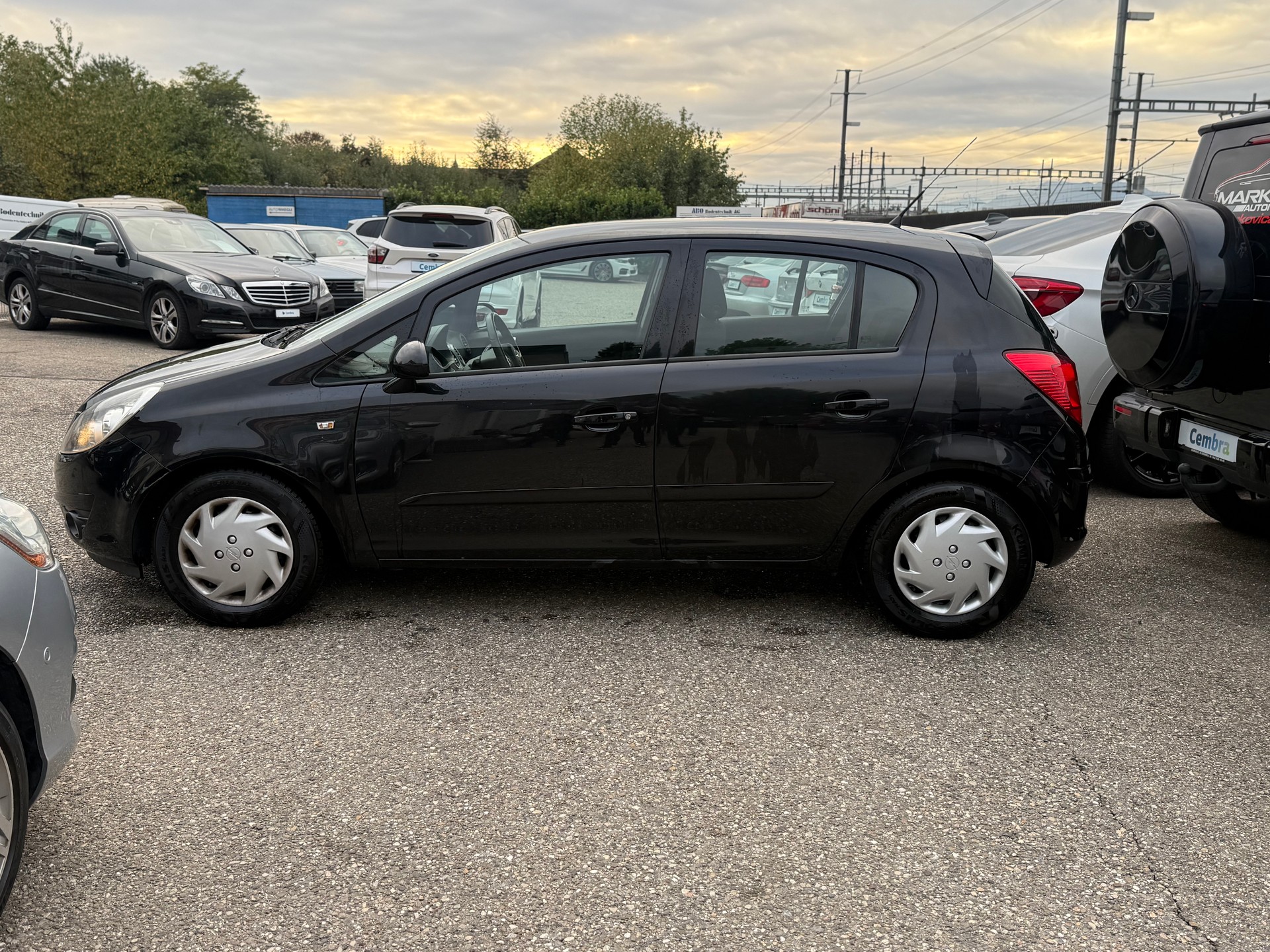 OPEL Corsa 1.4 TP Enjoy-image-4