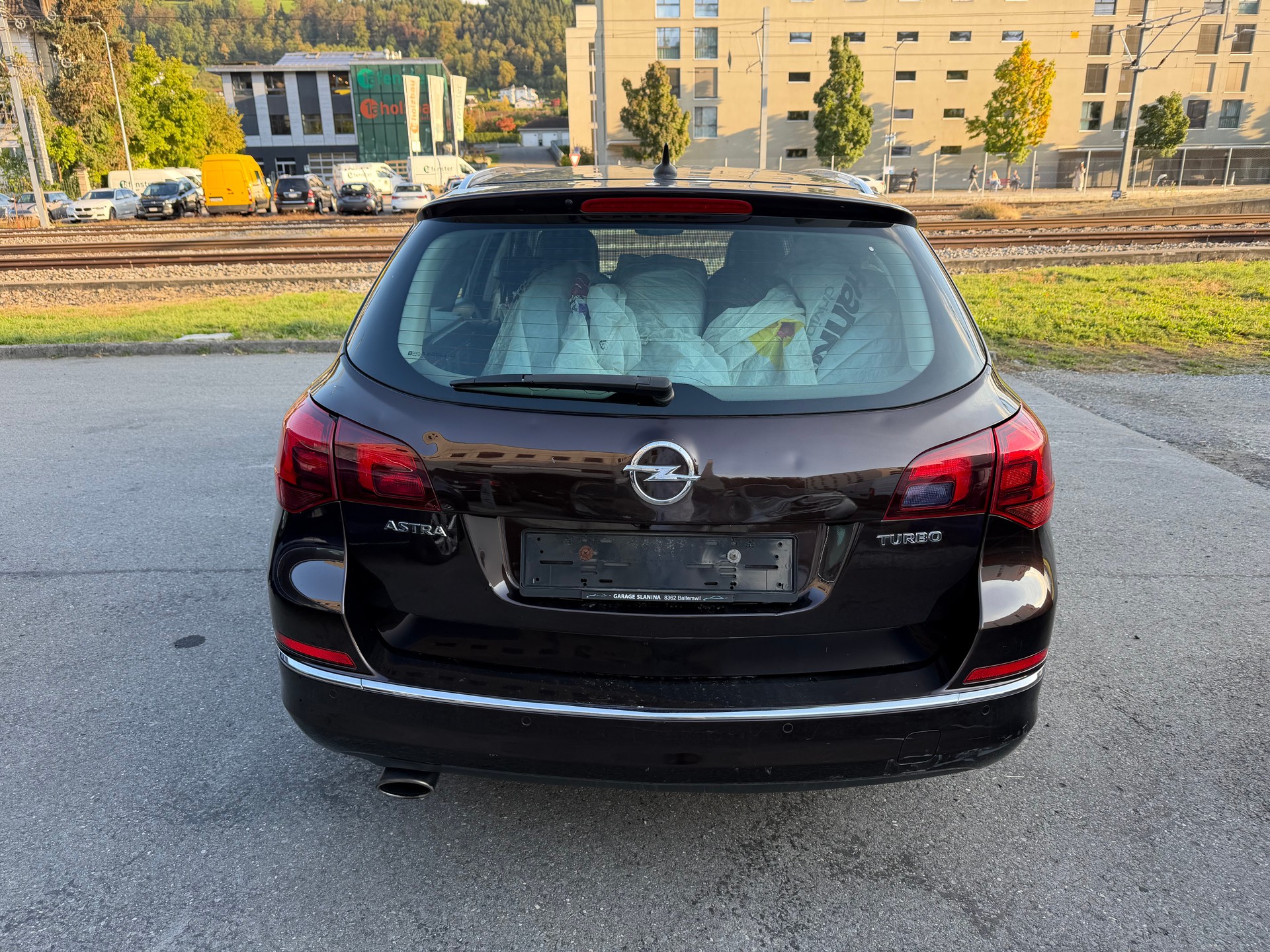 OPEL Astra SportsTourer 1.6i 16V Turbo Cosmo-image-4