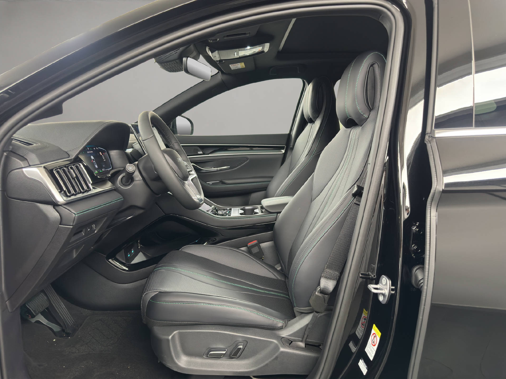 BYD Seal U DM-i Design AWD 324 PS-image-5