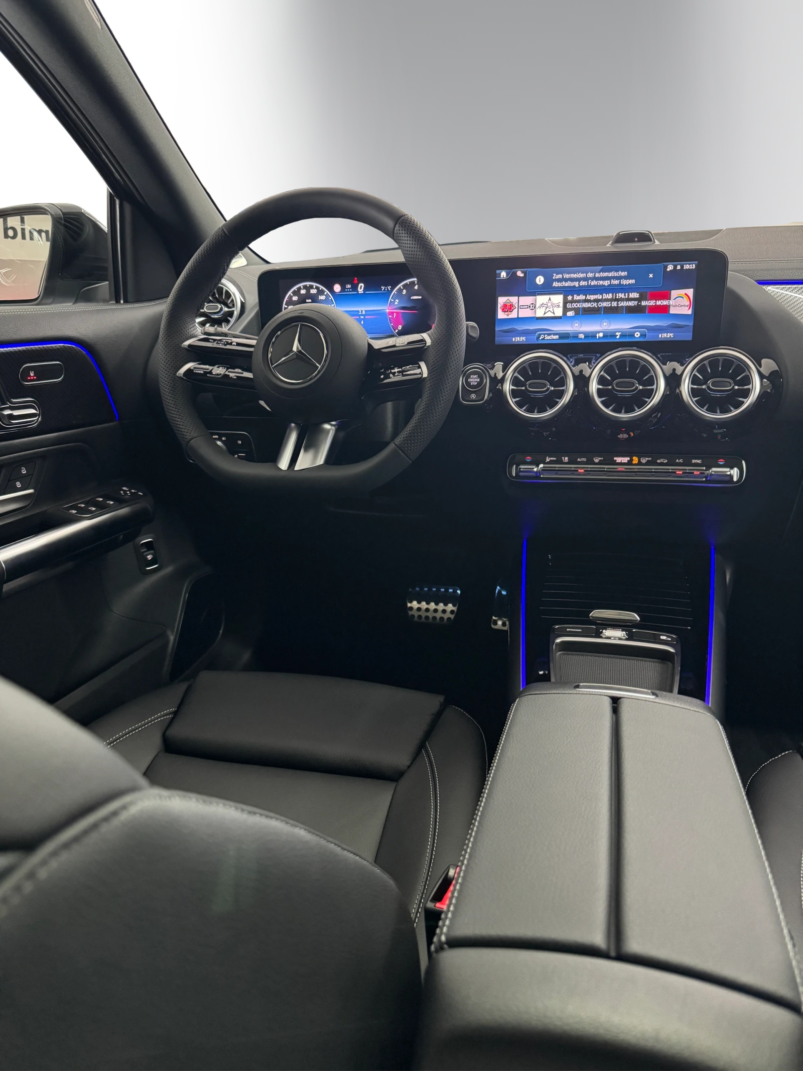 MERCEDES-BENZ GLA 250 4Matic 8G-DCT Swiss Star-image-8