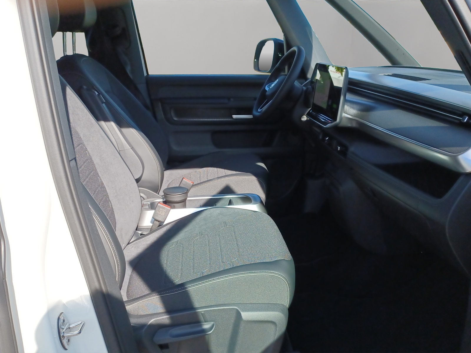 VW ID. Buzz Pro 4Motion 79kW/82kW NWB-image-14
