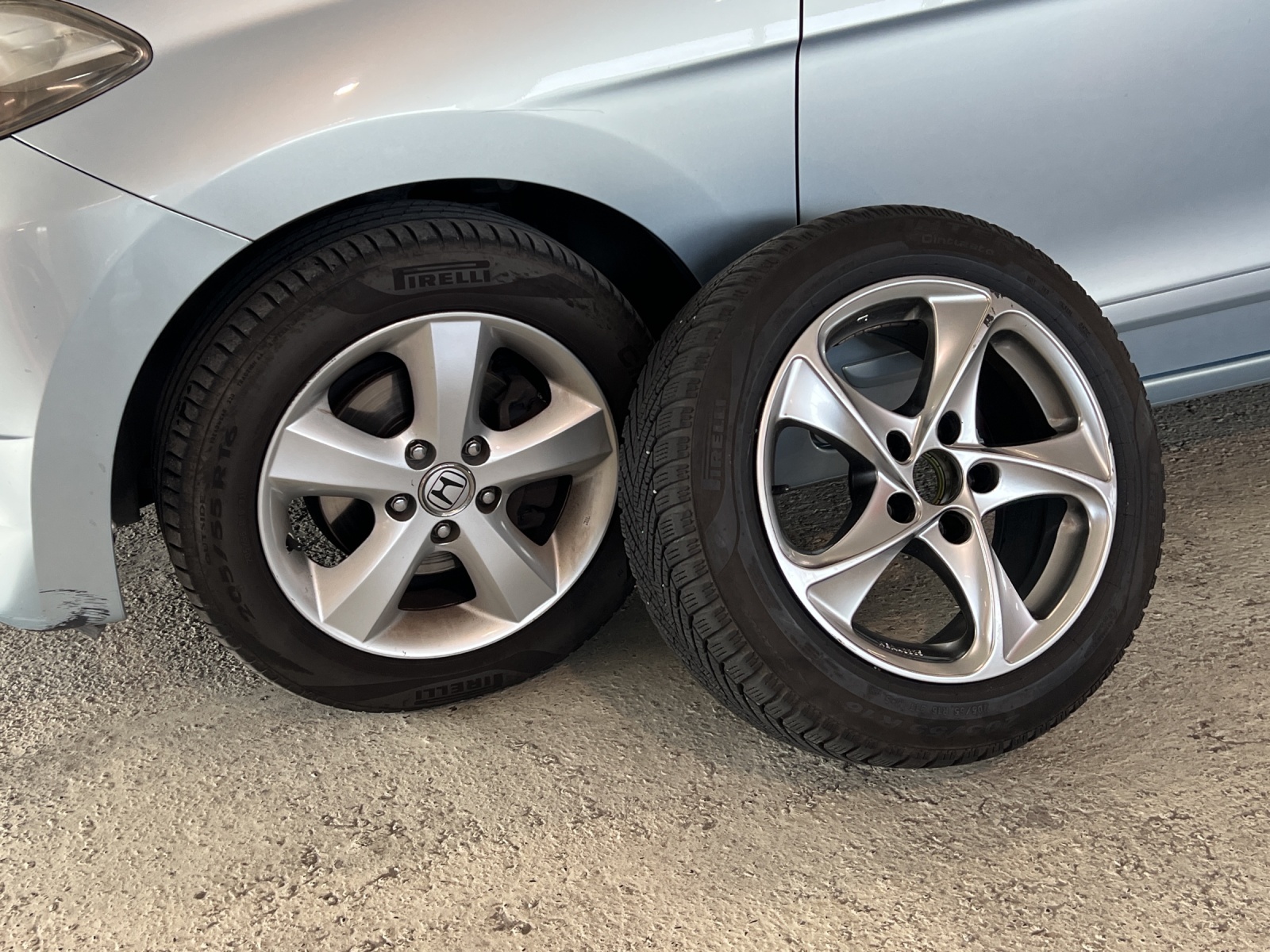 HONDA FR-V 1.8i Comfort Automatic-image-11
