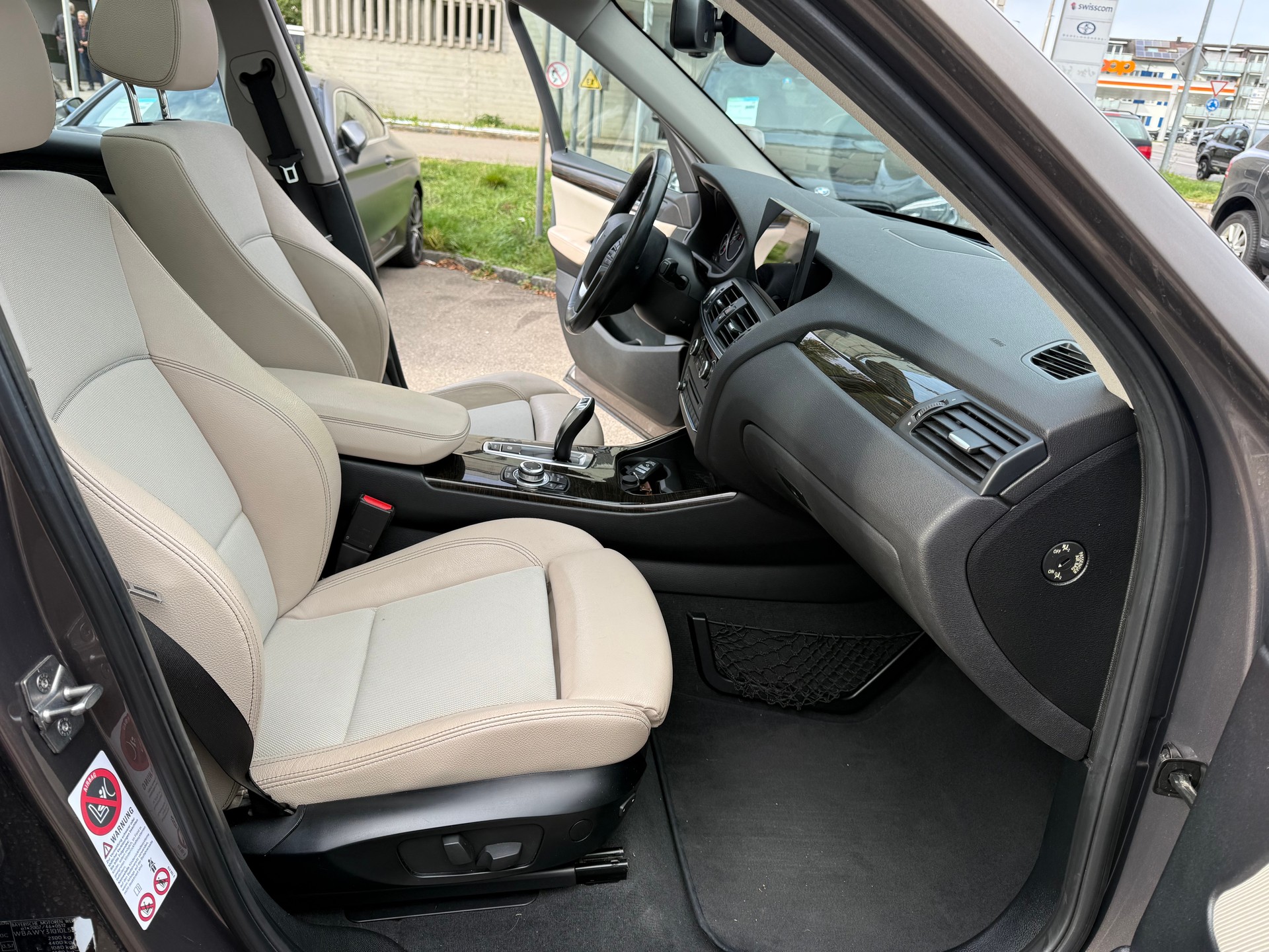 BMW X3 xDrive 20d Steptronic-image-9