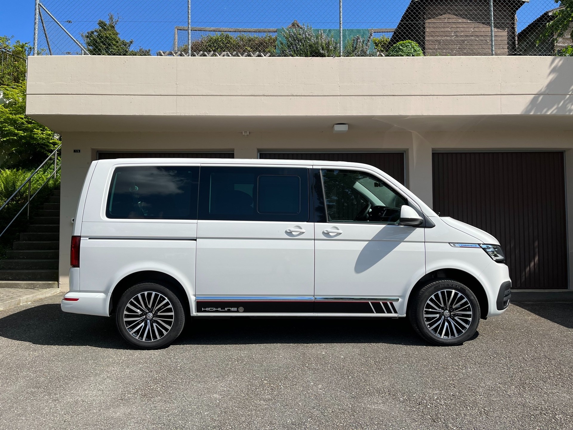 VW T6.1 Caravelle 2.0 TDI Highline DSG-image-0
