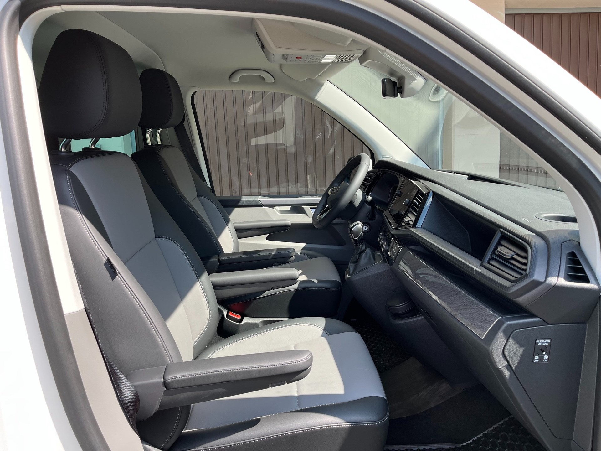 VW T6.1 Caravelle 2.0 TDI Highline DSG-image-12
