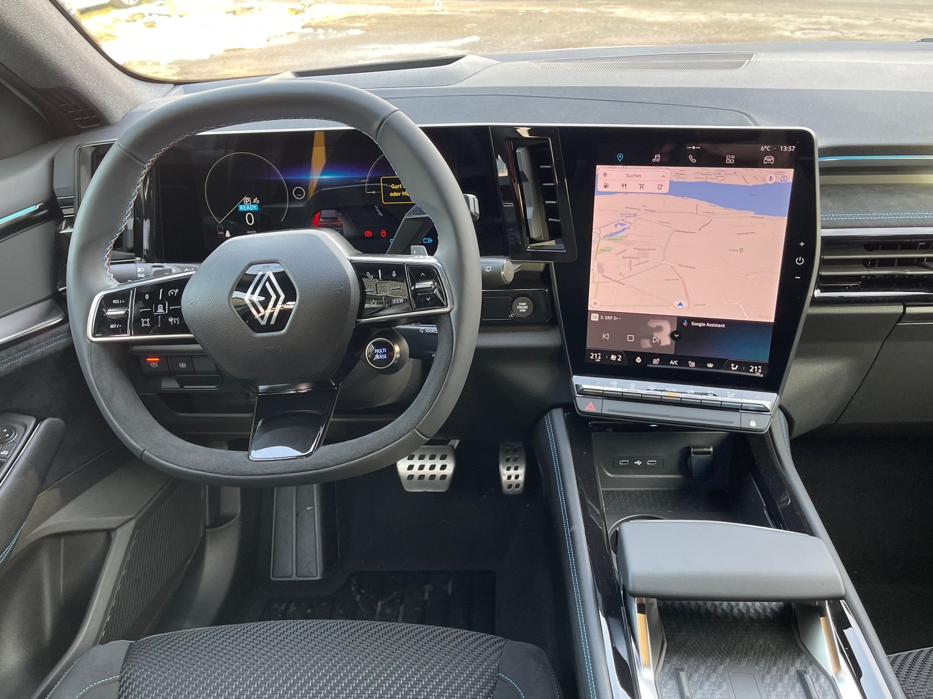RENAULT Austral 1.2 HEV 200 Iconic Esprit Alpine A-image-14