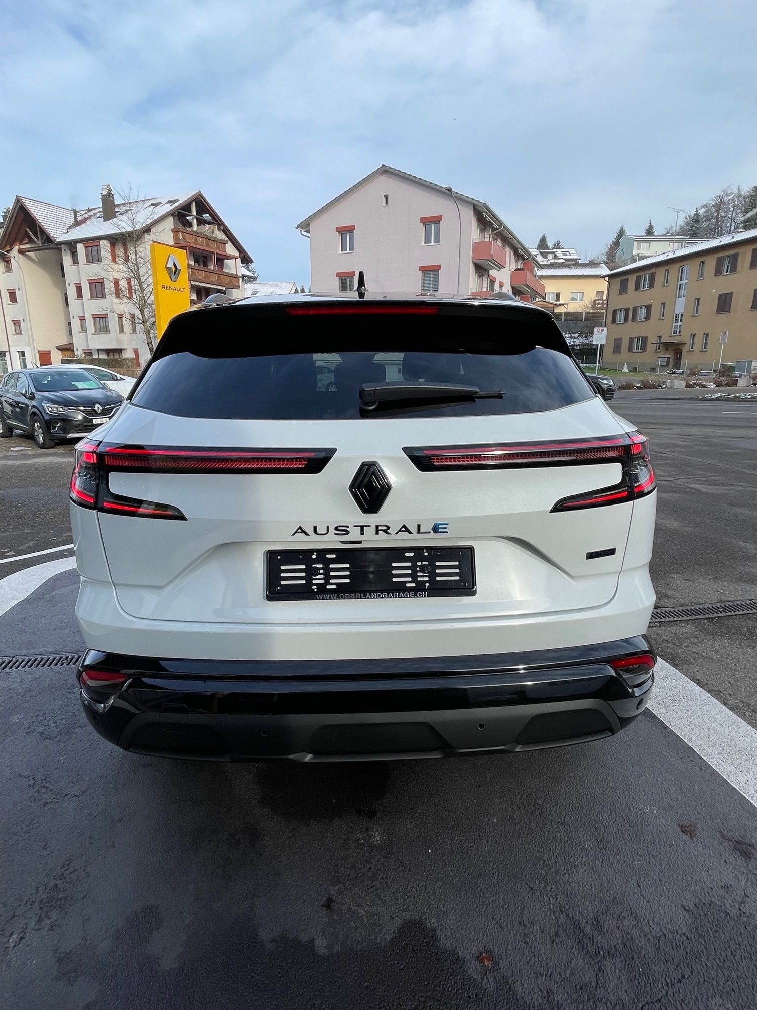 RENAULT Austral 1.2 HEV 200 Iconic Esprit Alpine A-image-4