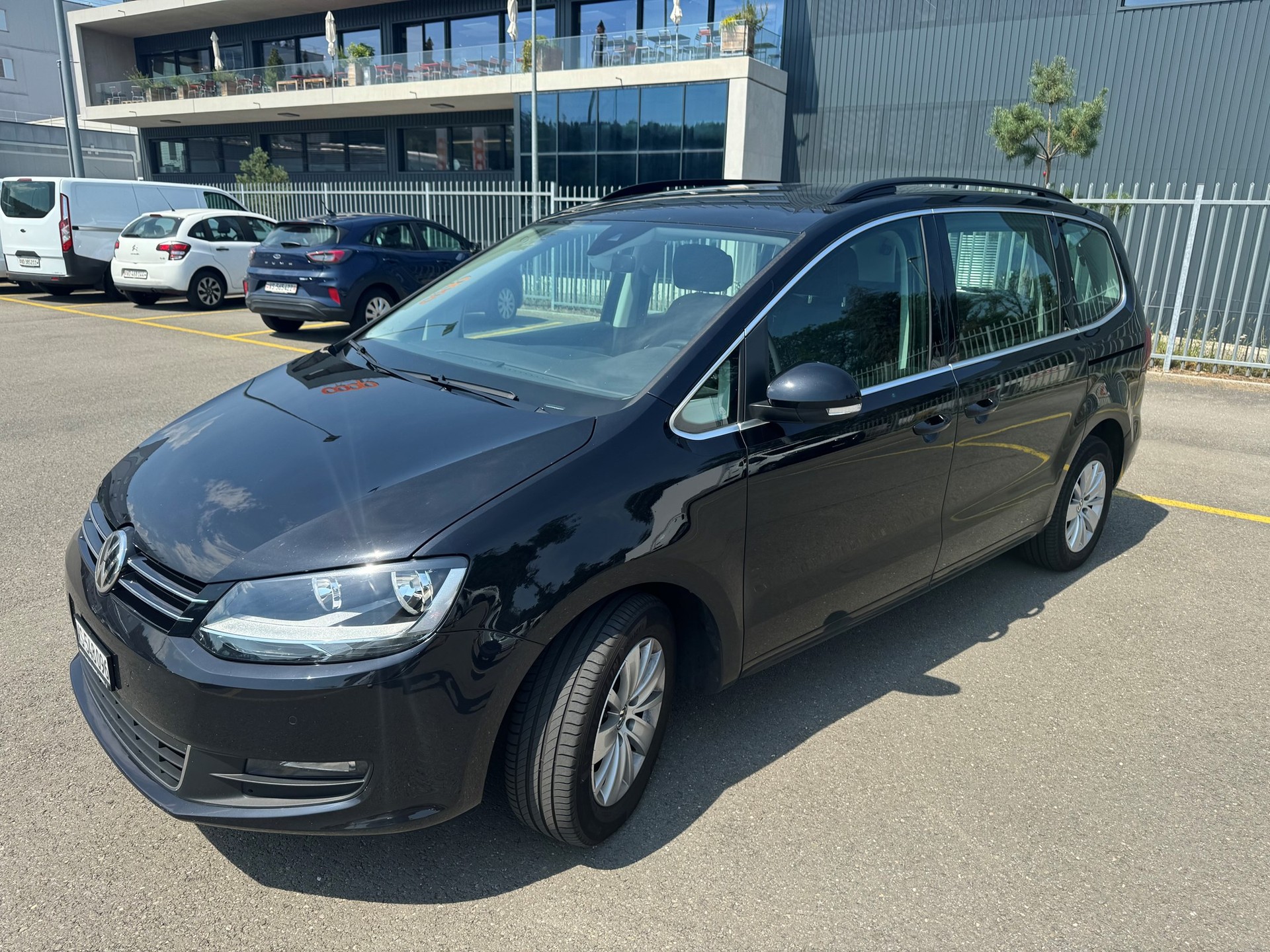 VW SHARAN 2.0 TDI BMT COMFORT-image-0