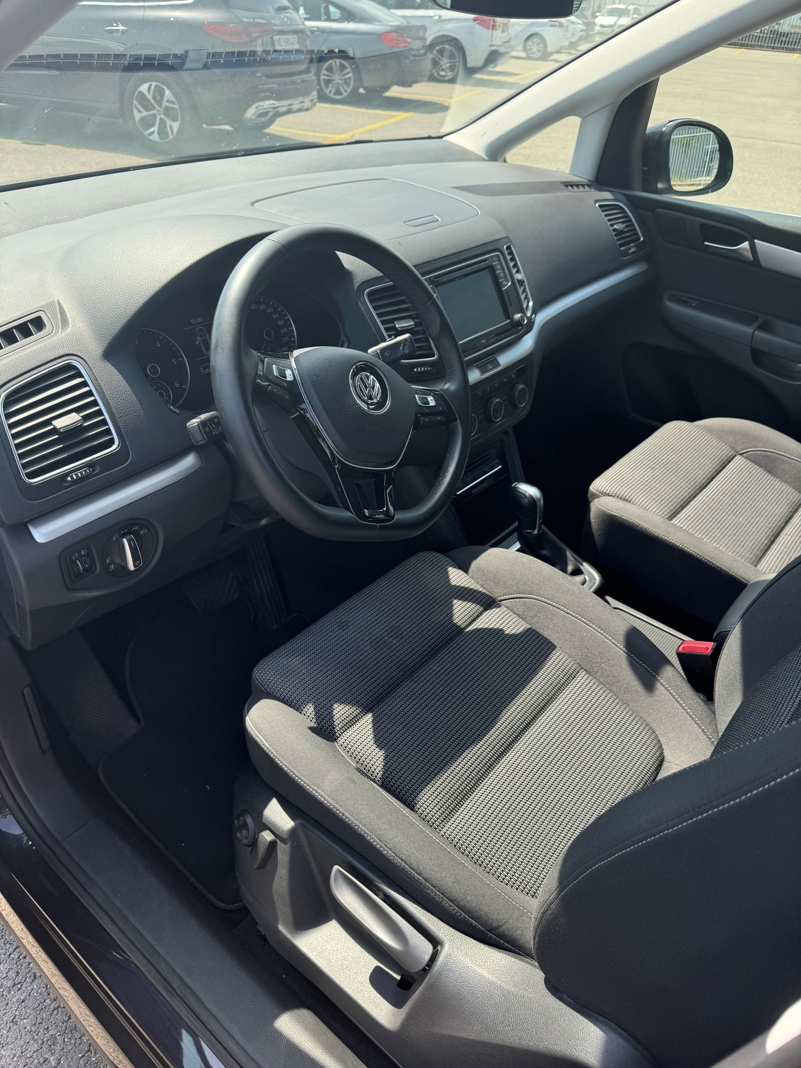 VW SHARAN 2.0 TDI BMT COMFORT-image-4