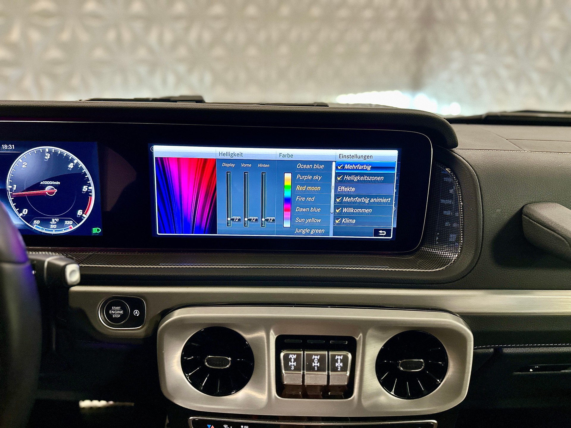 MERCEDES-BENZ G 400 d AMG Line 9G-Tronic-image-21